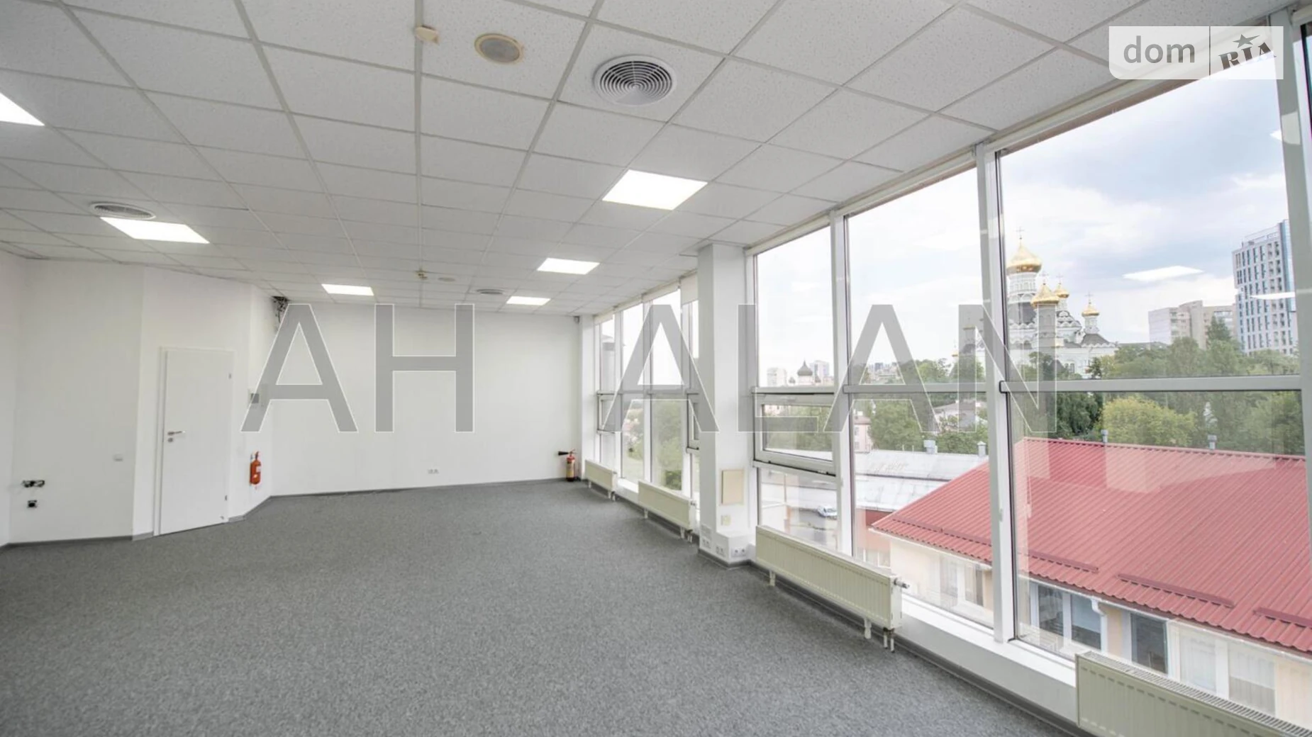 Сдается в аренду офис 136.44 кв. м в бизнес-центре, цена: 1228 $ - фото 2