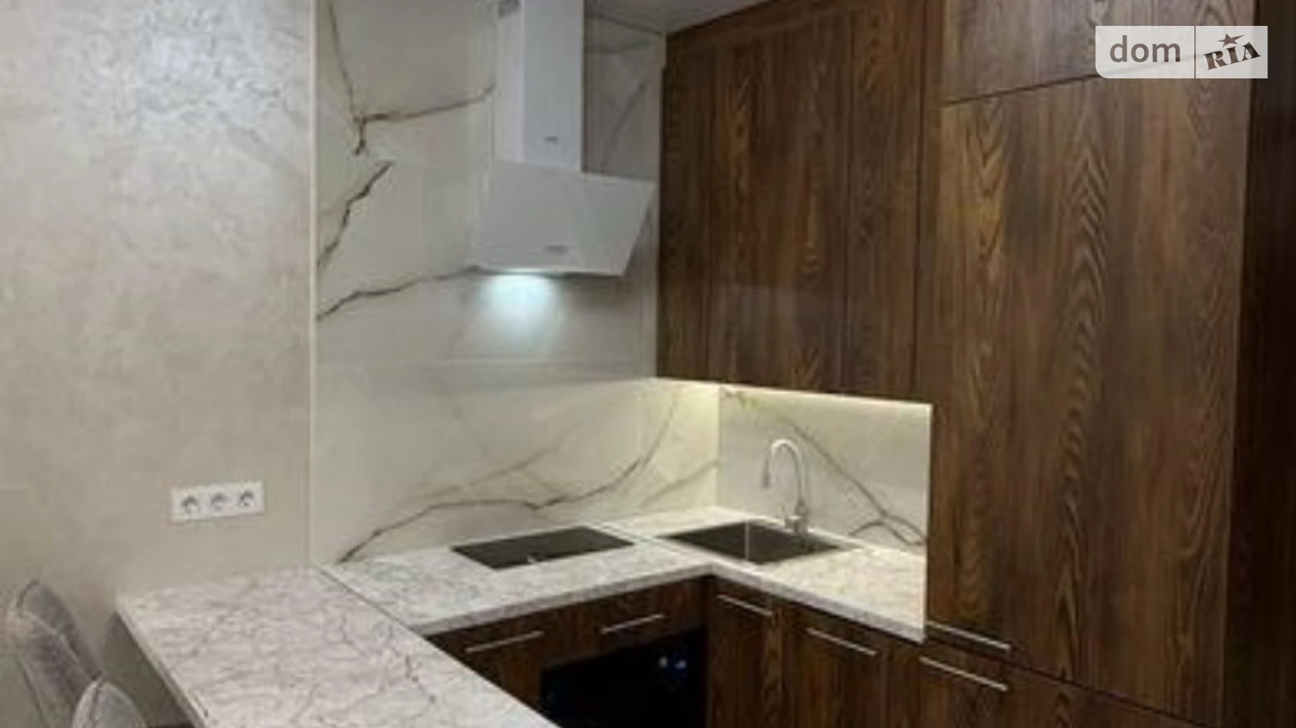 Продается 1-комнатная квартира 31 кв. м в Киеве, цена: 73000 $ - фото 2