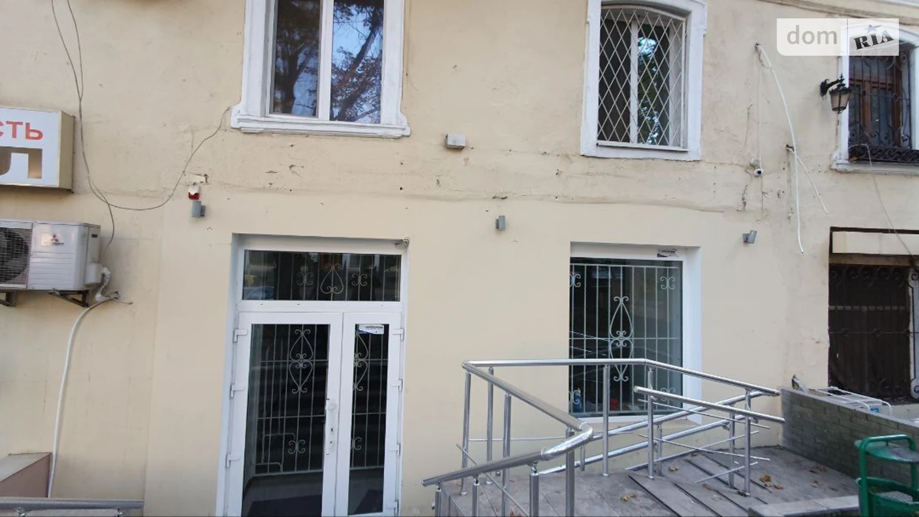 Сдается в аренду офис 43.4 кв. м в бизнес-центре, цена: 25000 грн - фото 2