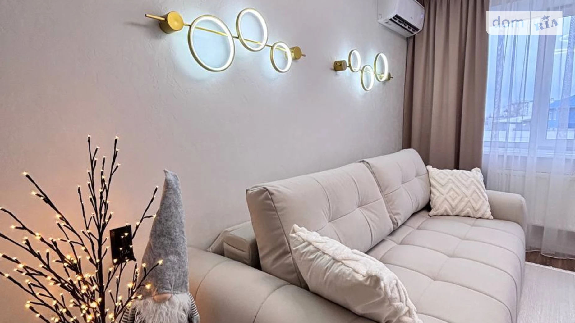 Продается 2-комнатная квартира 64 кв. м в Ивано-Франковске, ул. Высочана Семена - фото 2