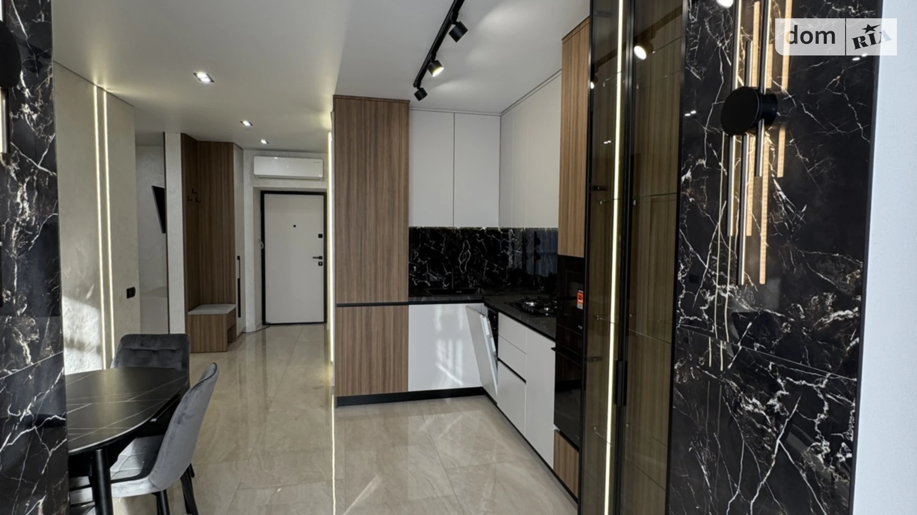 ул. Мира Івасюка Надрічна  Ивано-Франковск ЖК Мира - фото 5