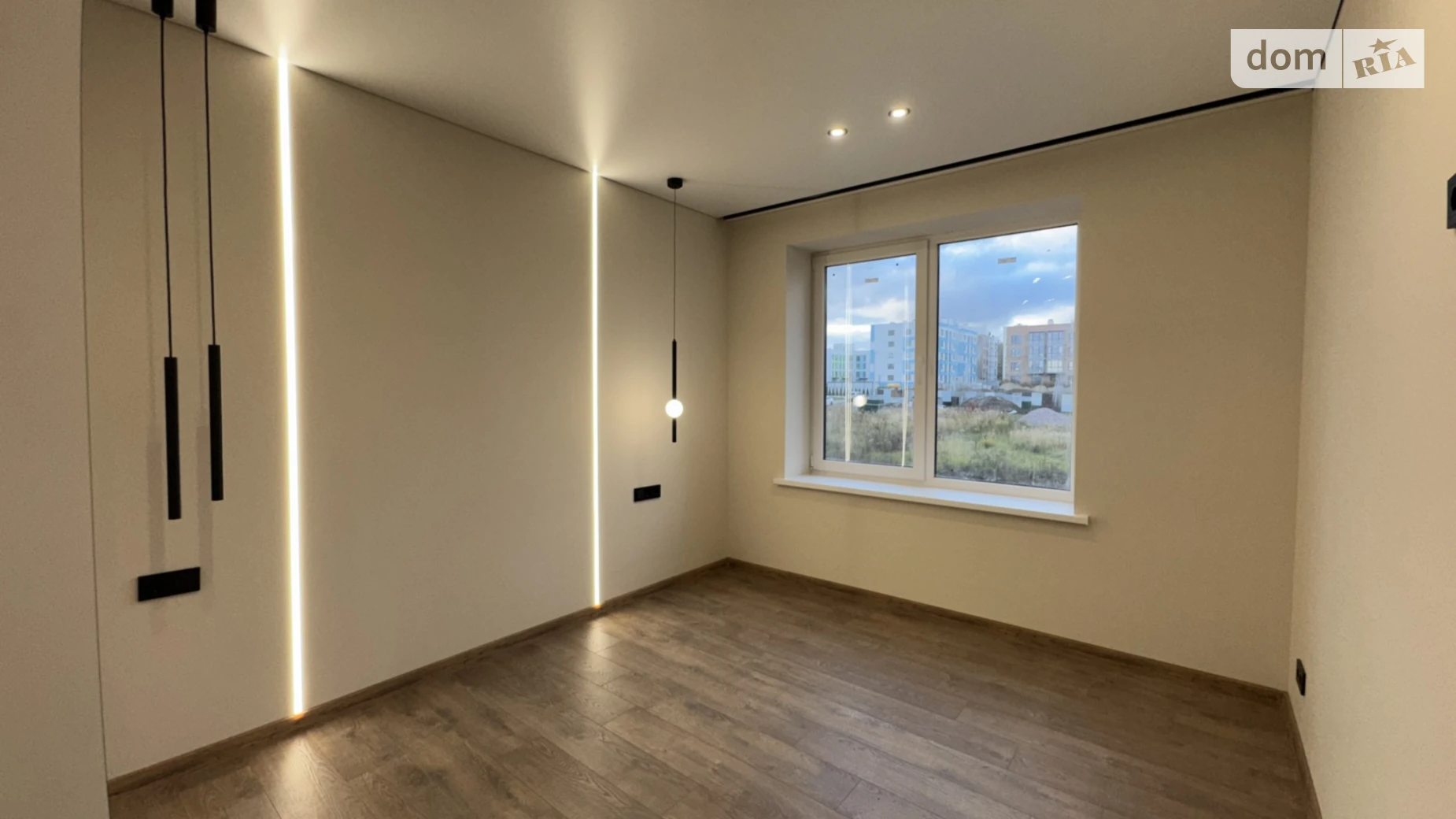 мас. Веснянковый, 5 Ленокомбинат Ровно - фото 3