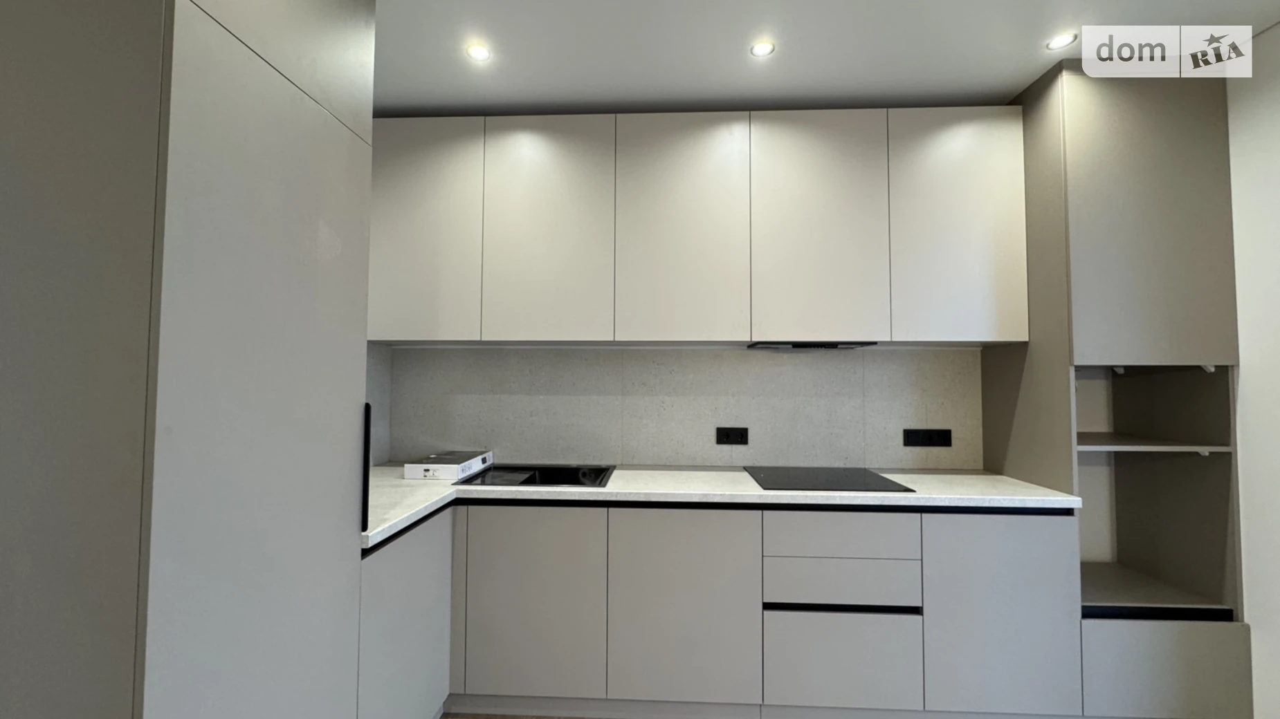 ул. Слава Победителям, 8 Ленокомбинат Ровно ЖК Стайл Хаус - фото 3