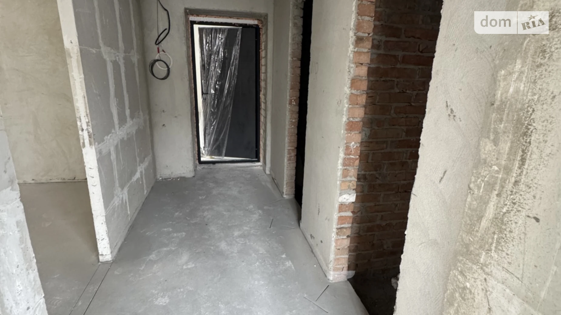 Продается 2-комнатная квартира 56.65 кв. м в Гостомеле, ул. Соборная, 1 - фото 2