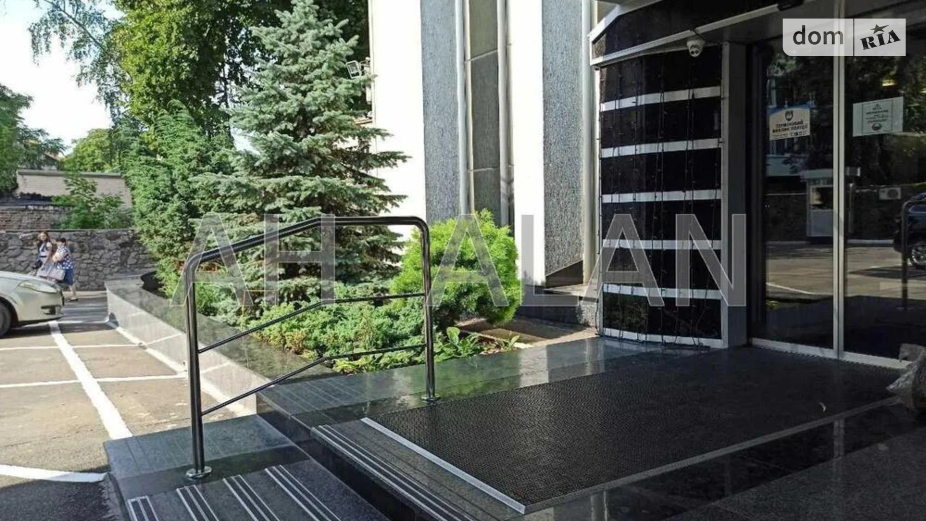 Сдается в аренду офис 98.5 кв. м в бизнес-центре, цена: 34475 грн - фото 3