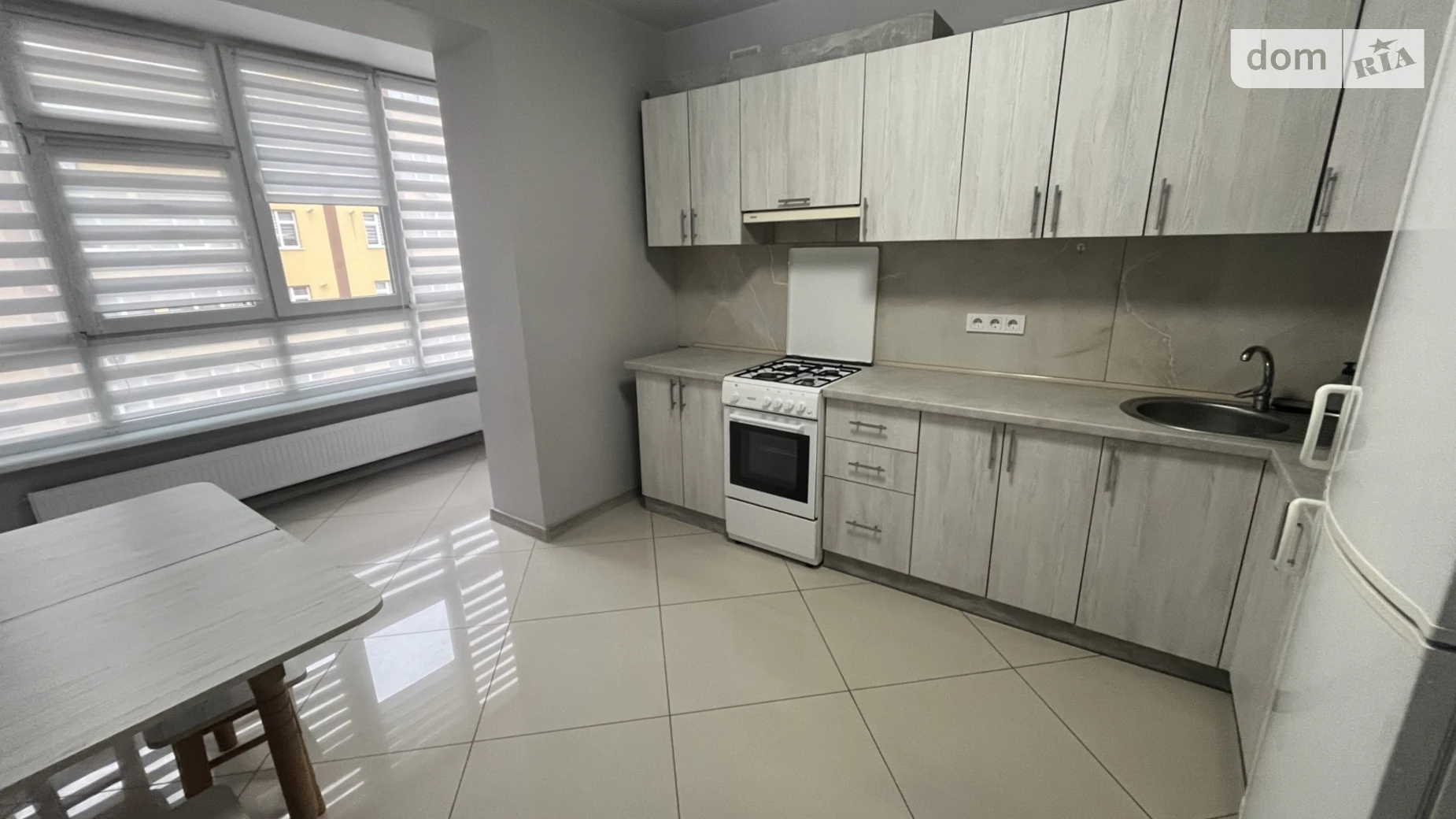 Сдается в аренду 2-комнатная квартира 80 кв. м в Хмельницком, ул. Кармелюка, 7А - фото 2