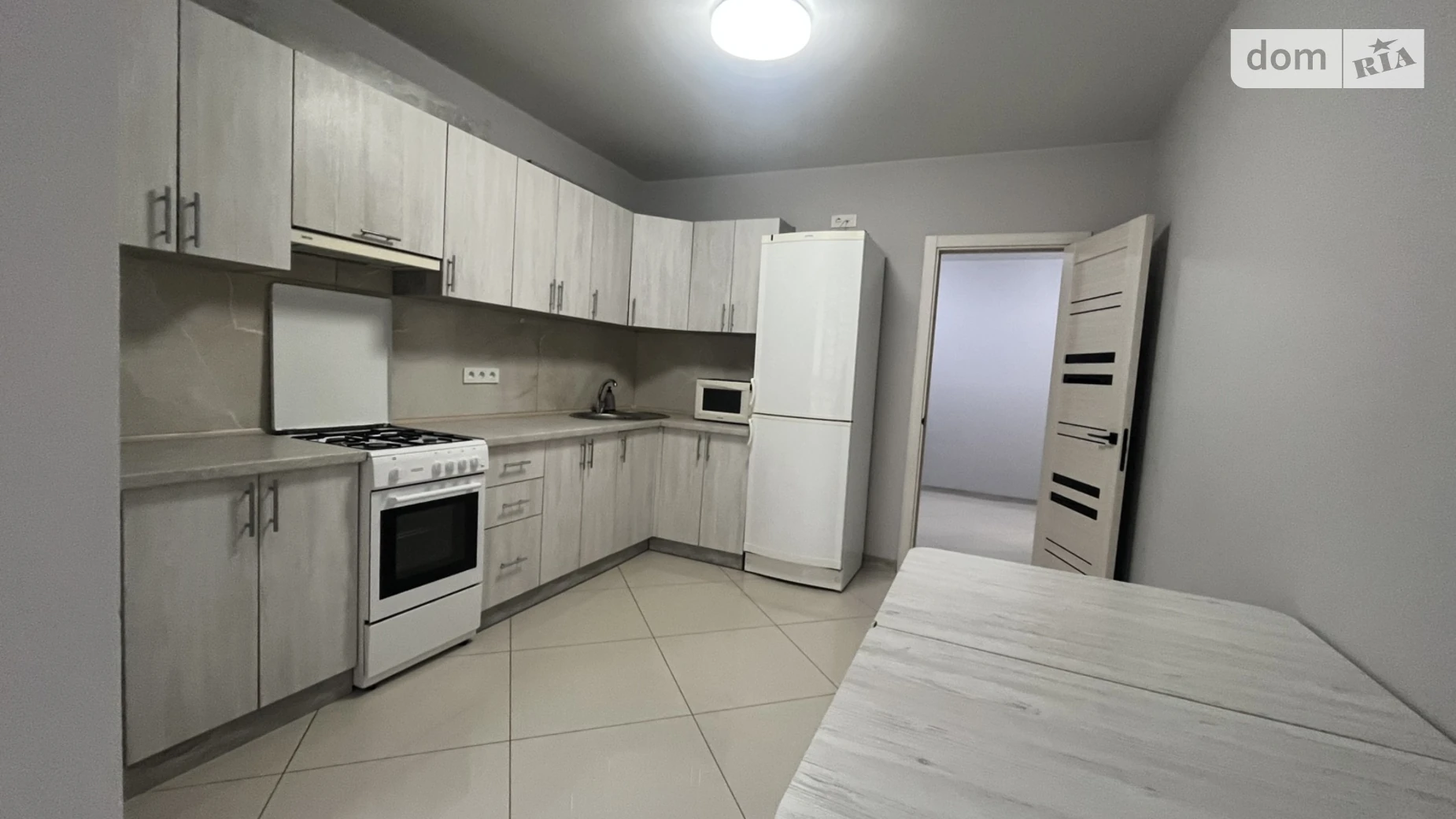 Сдается в аренду 2-комнатная квартира 80 кв. м в Хмельницком, ул. Кармелюка, 7А - фото 3