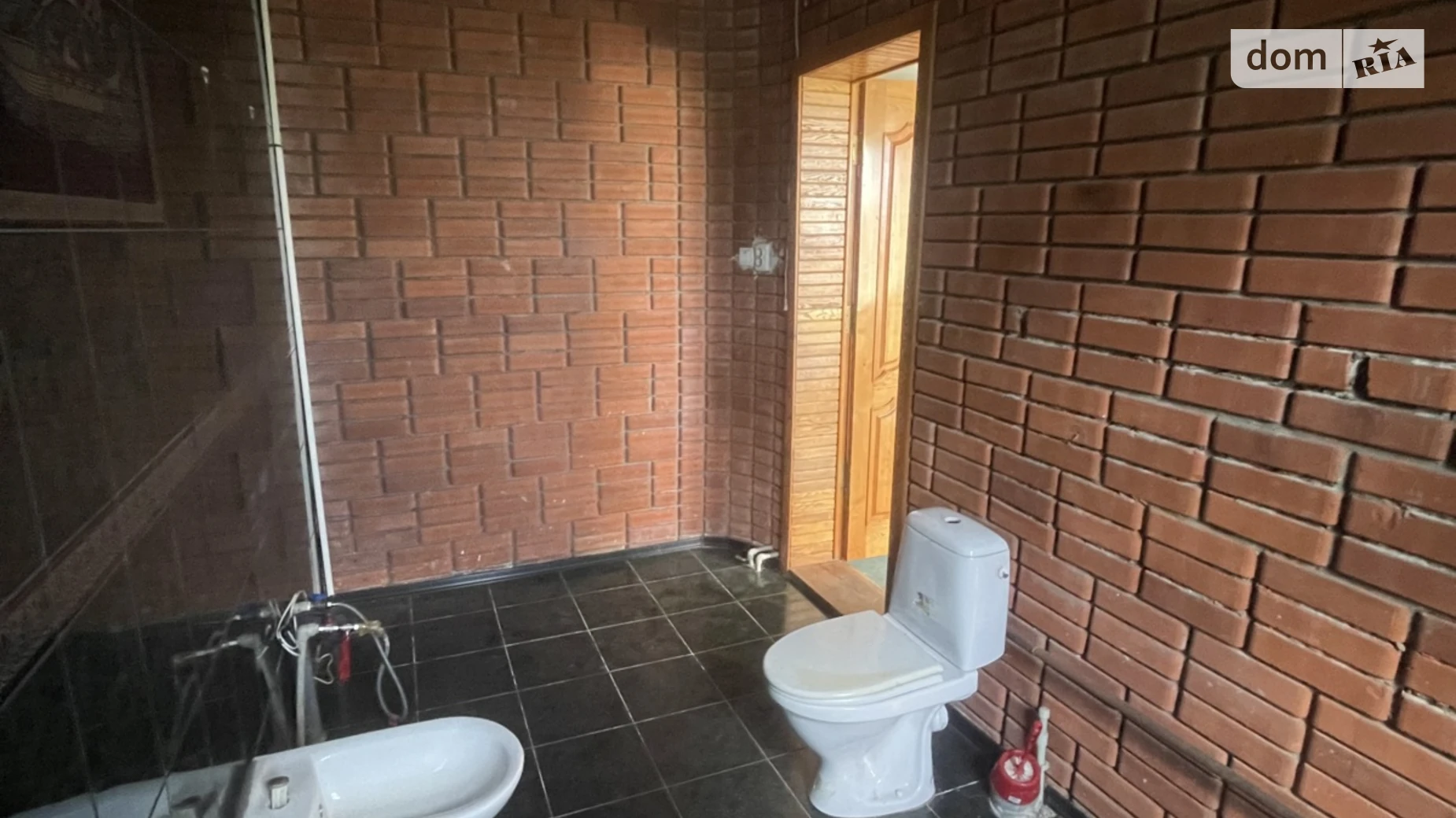 Продается дом на 2 этажа 349.5 кв. м с баней/сауной, цена: 55000 $ - фото 4