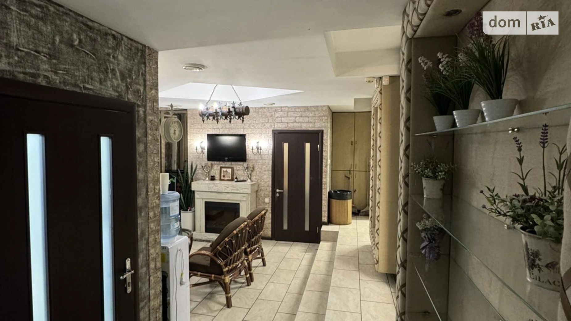 Продается офис 90.3 кв. м в бизнес-центре, цена: 129999 $ - фото 5