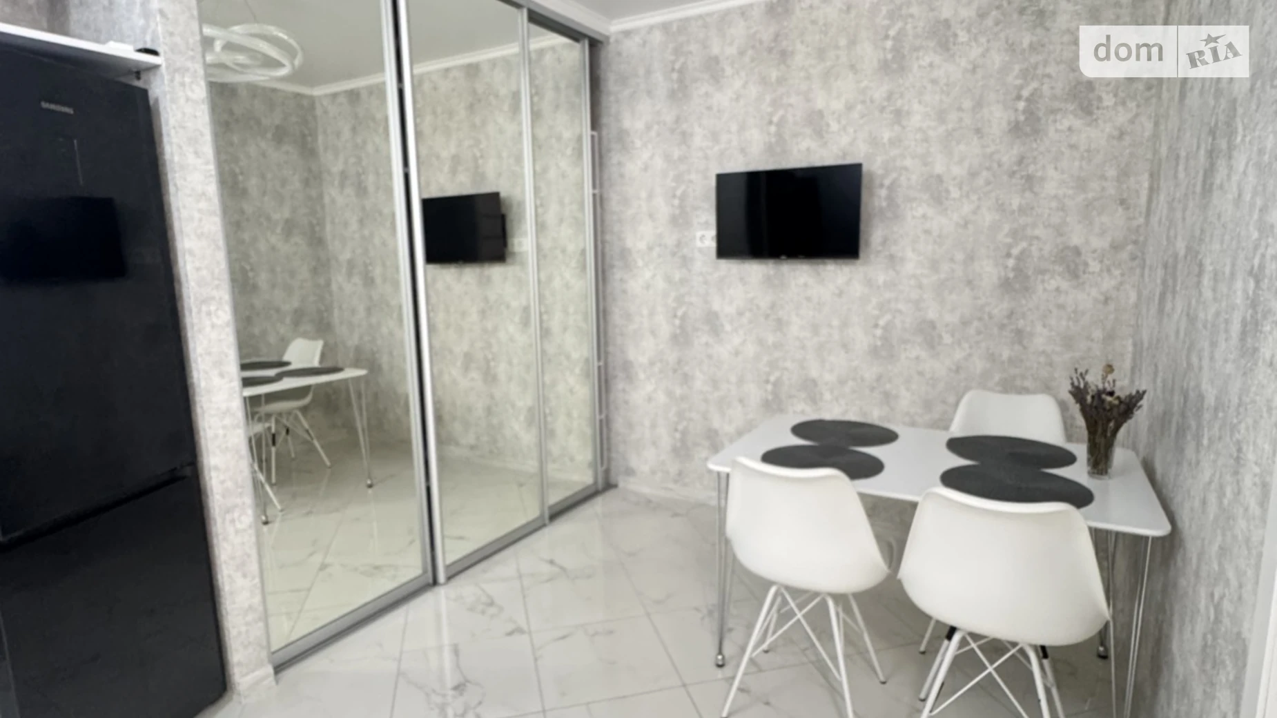 Продается 2-комнатная квартира 42 кв. м в Лиманке, ул. Жемчужная, 8 - фото 4