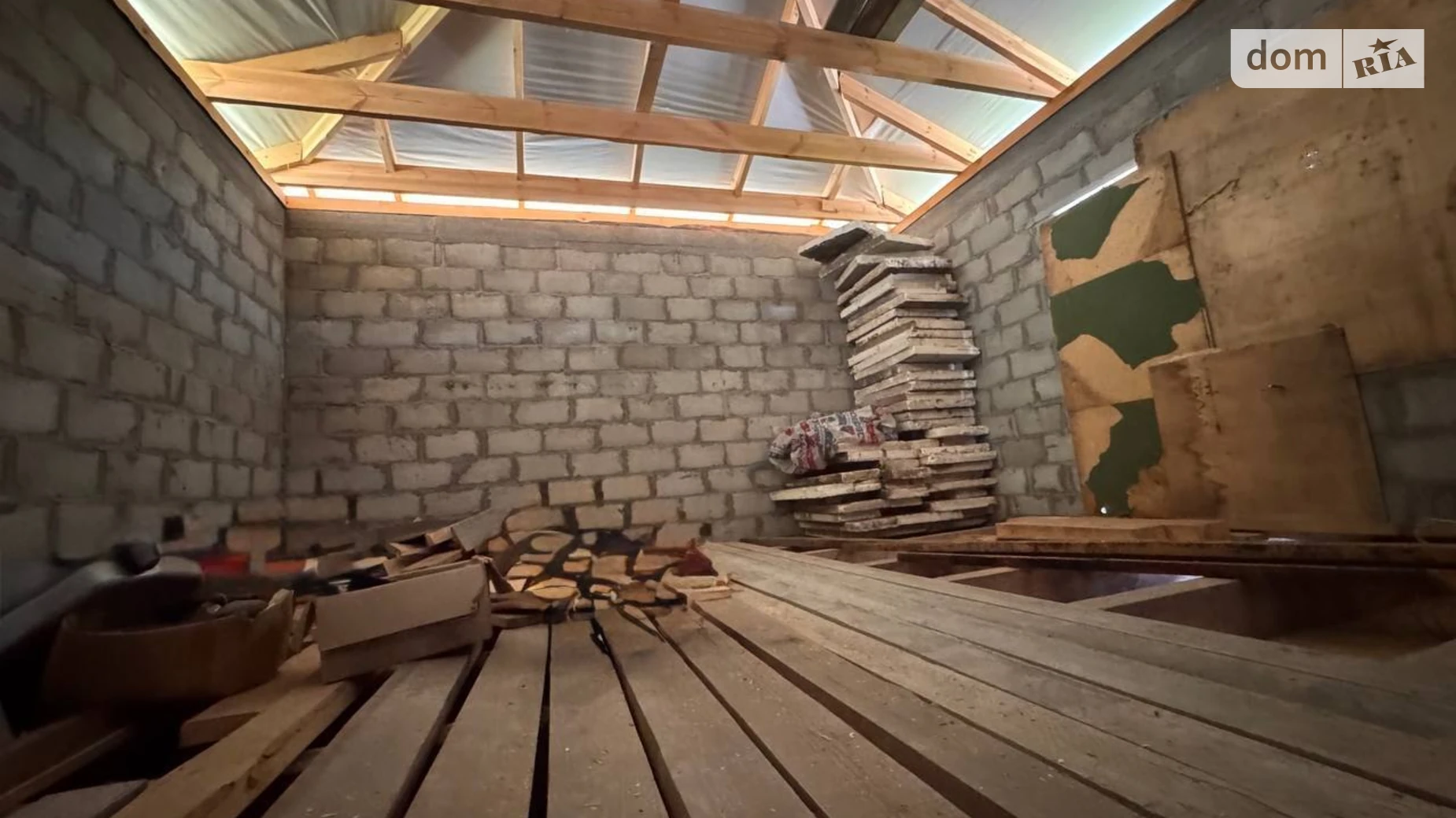 Продается дом на 2 этажа 70 кв. м с садом, цена: 34800 $ - фото 2