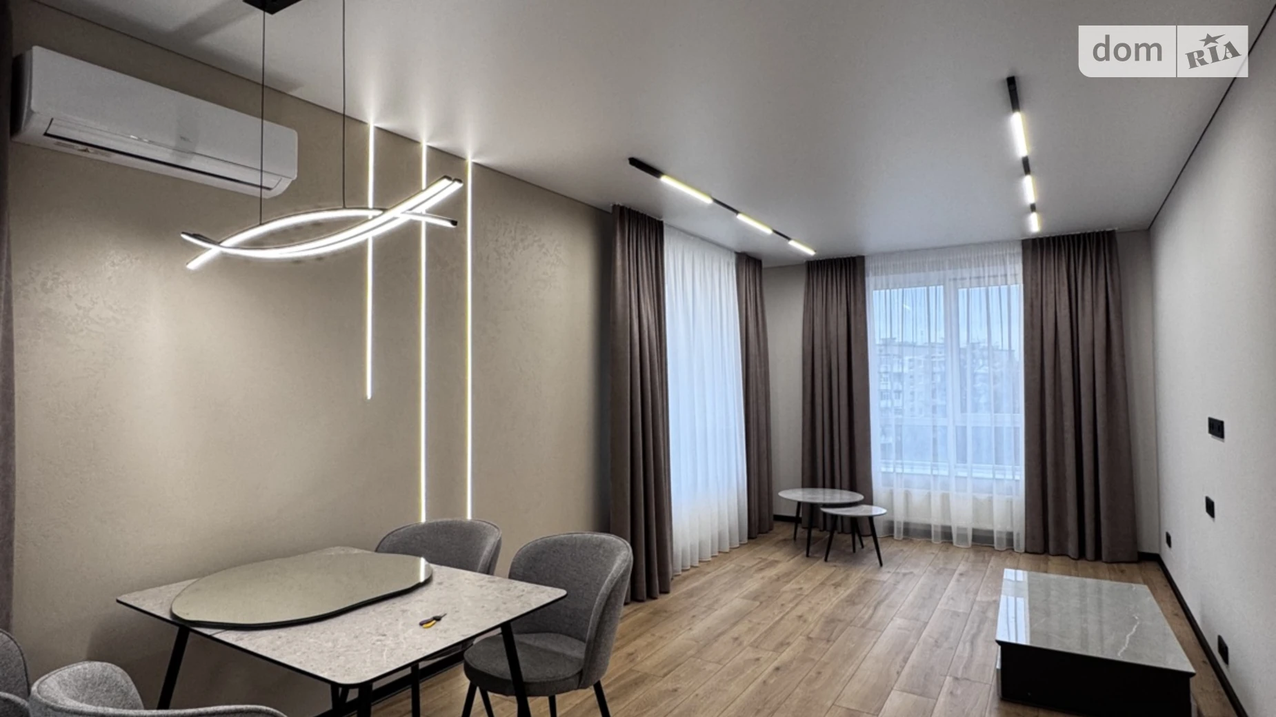 Продается 2-комнатная квартира 80 кв. м в Ивано-Франковске, ул. Хмельницкого Богдана - фото 2