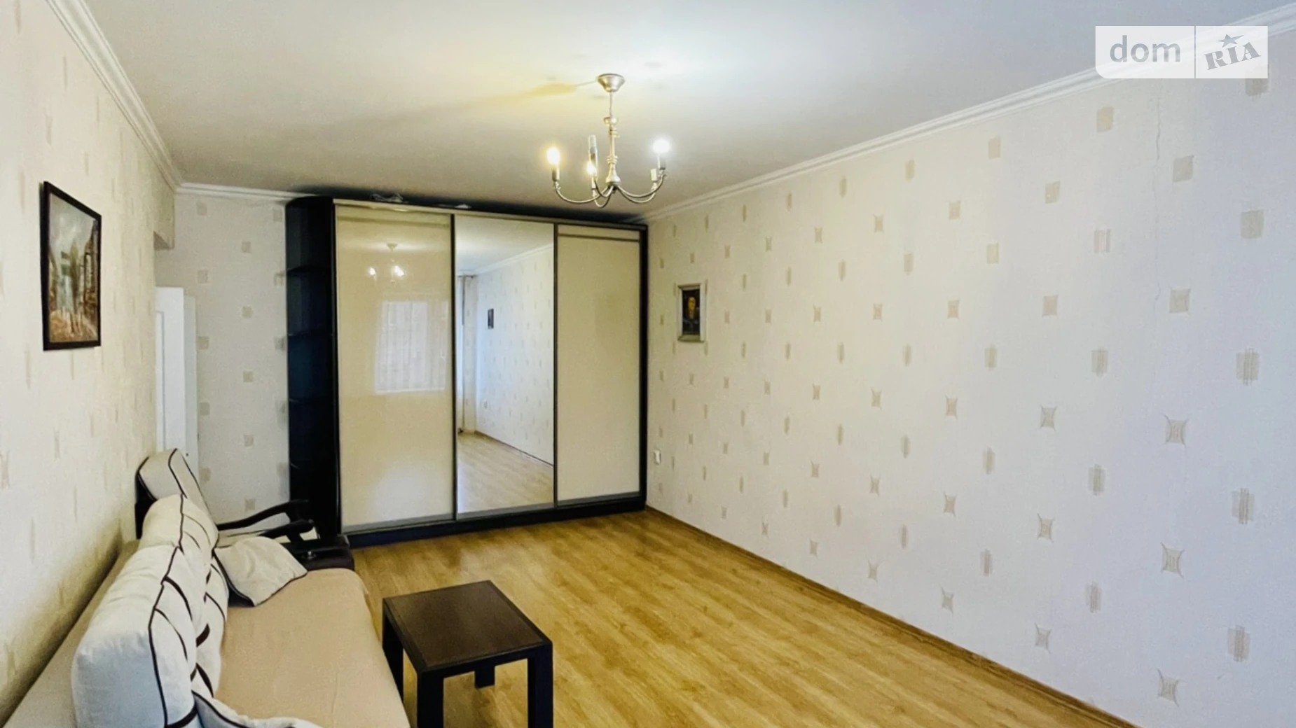 Продается 2-комнатная квартира 69 кв. м в Одессе, ул. Тополевая, 16 - фото 3