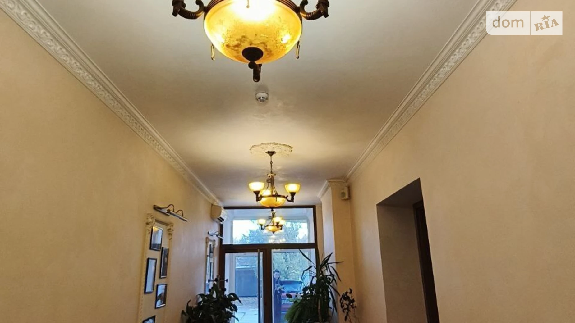 Продается помещения свободного назначения 535.2 кв. м в 3-этажном здании, цена: 305000 $ - фото 2