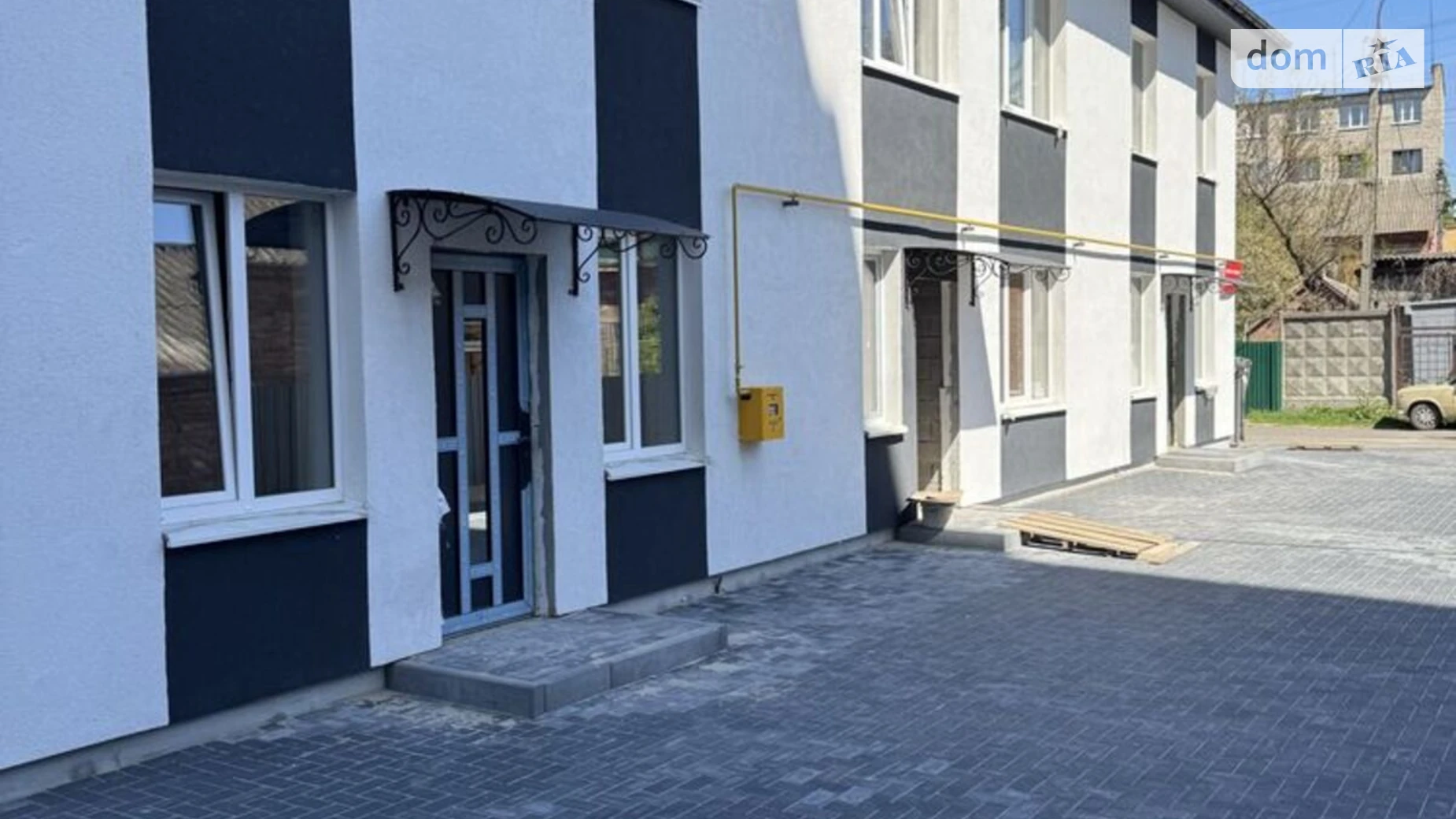 Продается дом на 2 этажа 97 кв. м с садом, цена: 65000 $ - фото 2