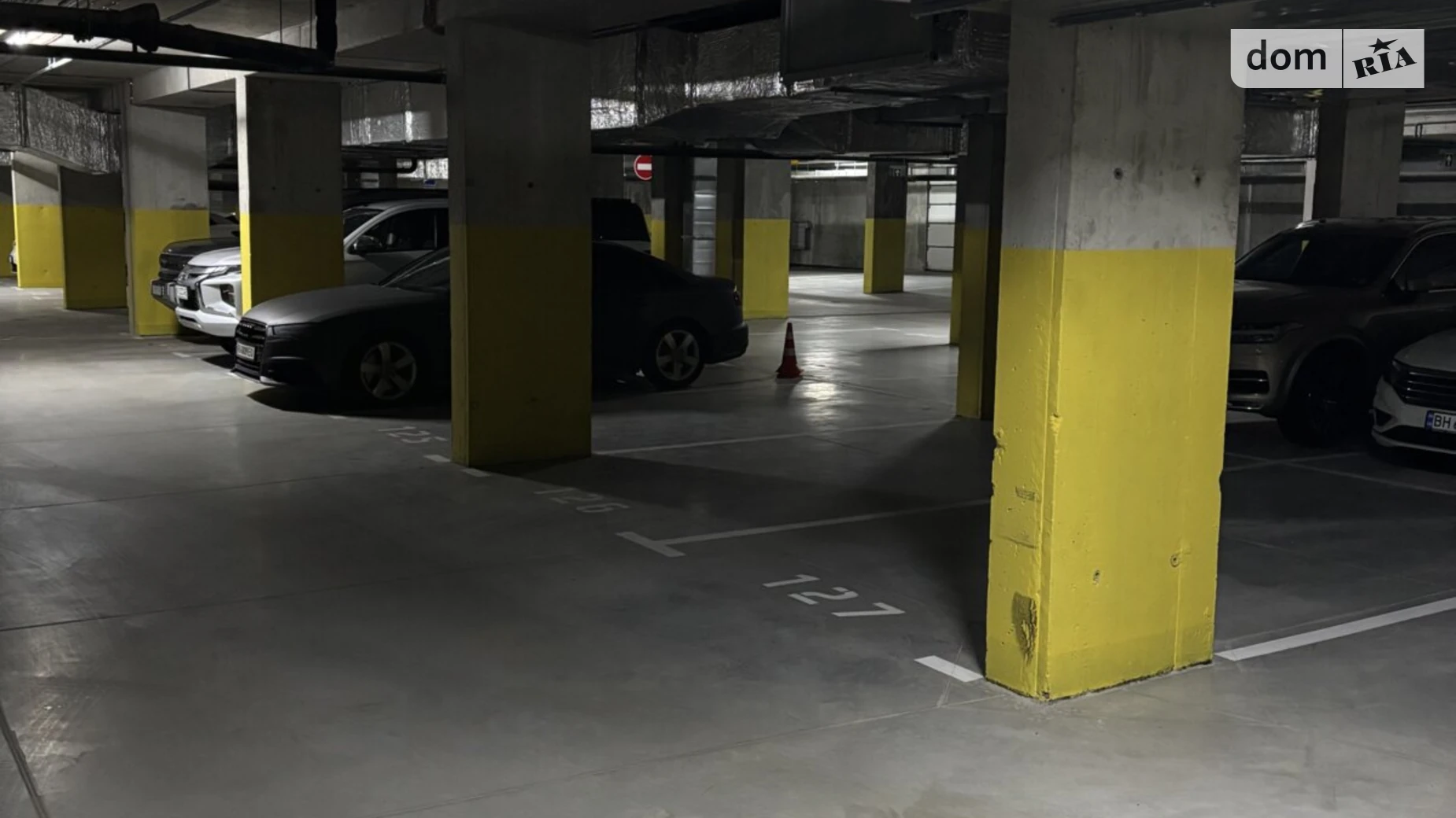 Сдается в аренду подземный паркинг под легковое авто на 13 кв. м, цена: 6000 грн - фото 4