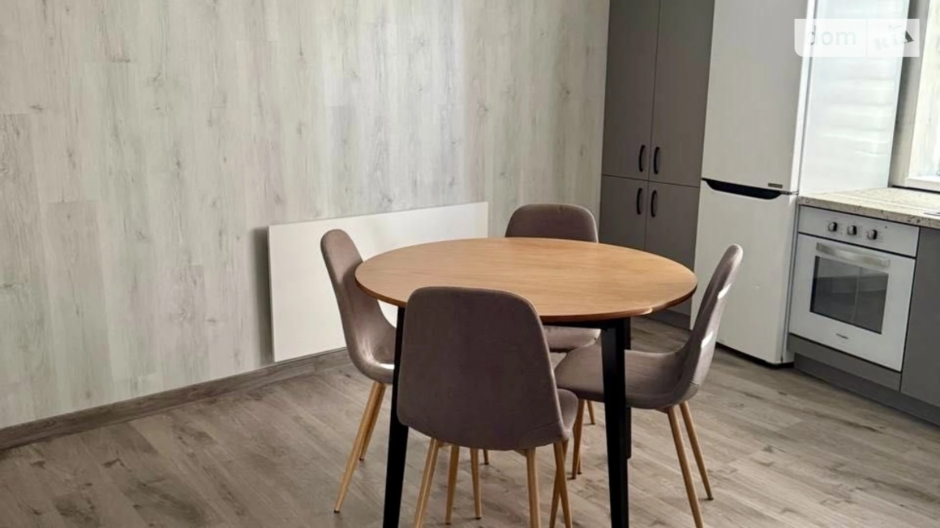 Сдается в аренду одноэтажный дом 65 кв. м с гаражом, цена: 500 $ - фото 4