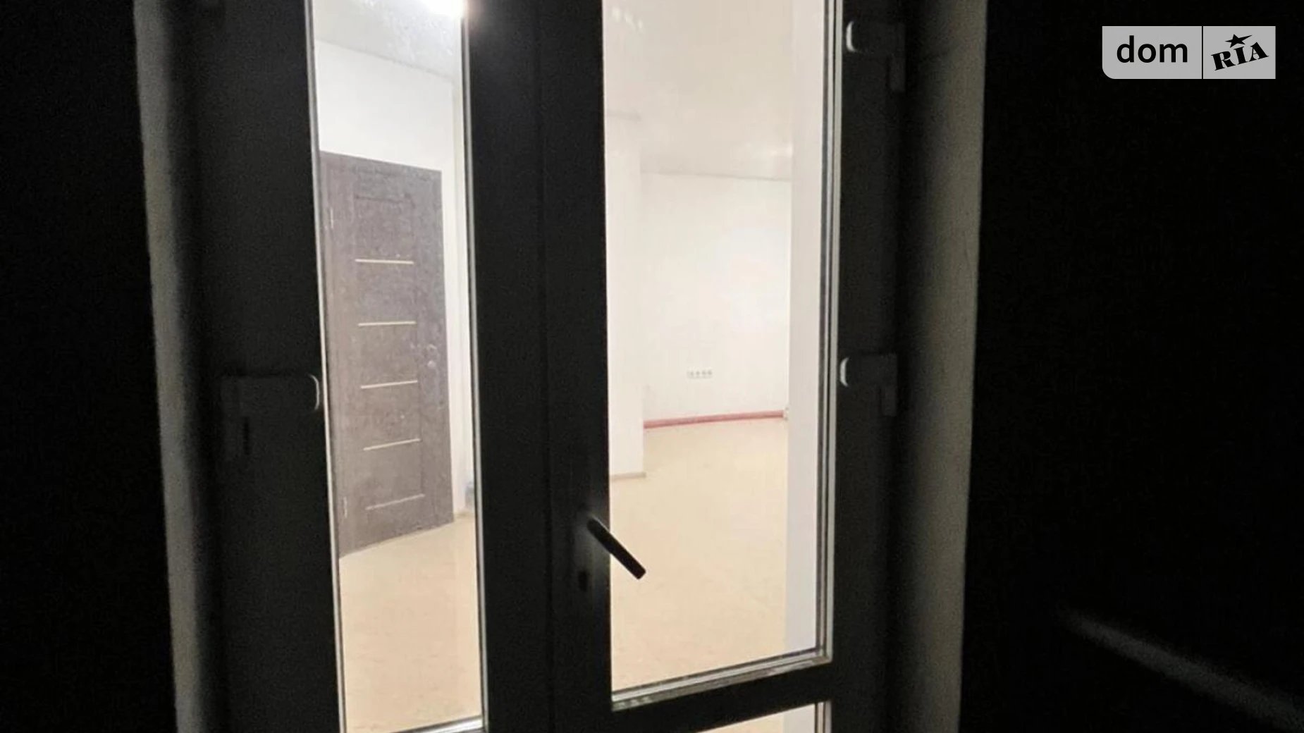 Продается офис 41.9 кв. м в бизнес-центре, цена: 78000 $ - фото 4