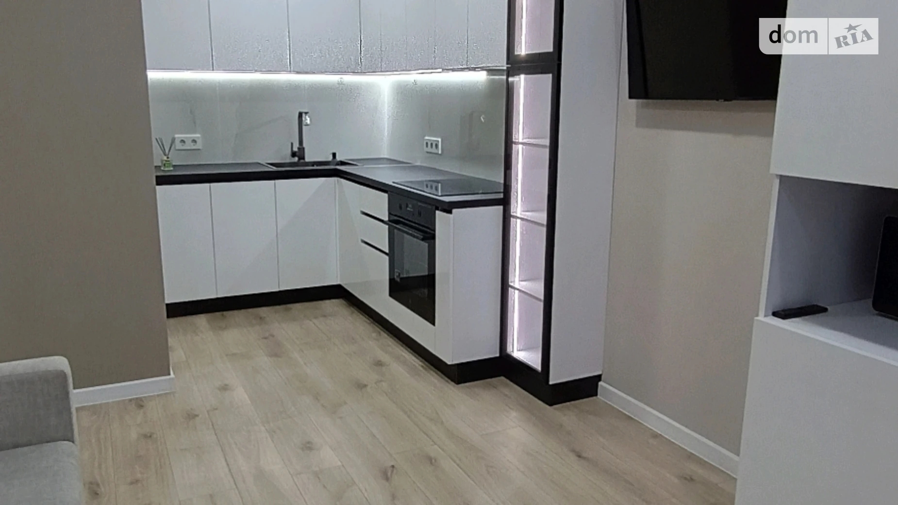 Сдается в аренду 1-комнатная квартира 45 кв. м в Ровно, цена: 14000 грн - фото 5
