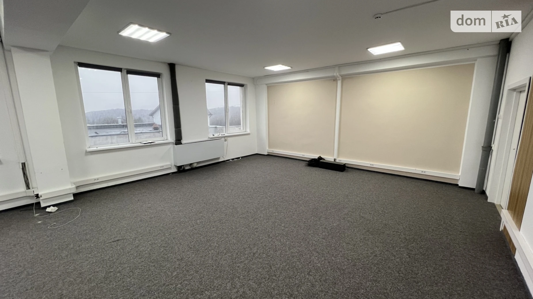 Сдается в аренду офис 135 кв. м в бизнес-центре, цена: 950 $ - фото 2