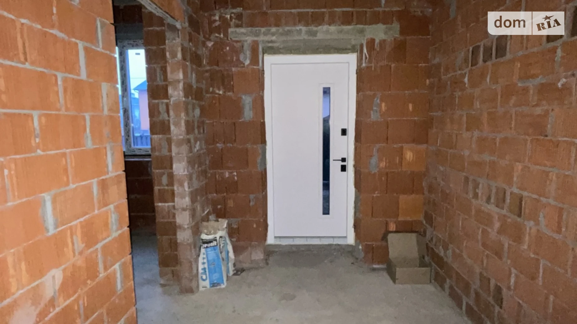 Продается дом на 2 этажа 155 кв. м с бассейном, цена: 210000 $ - фото 2