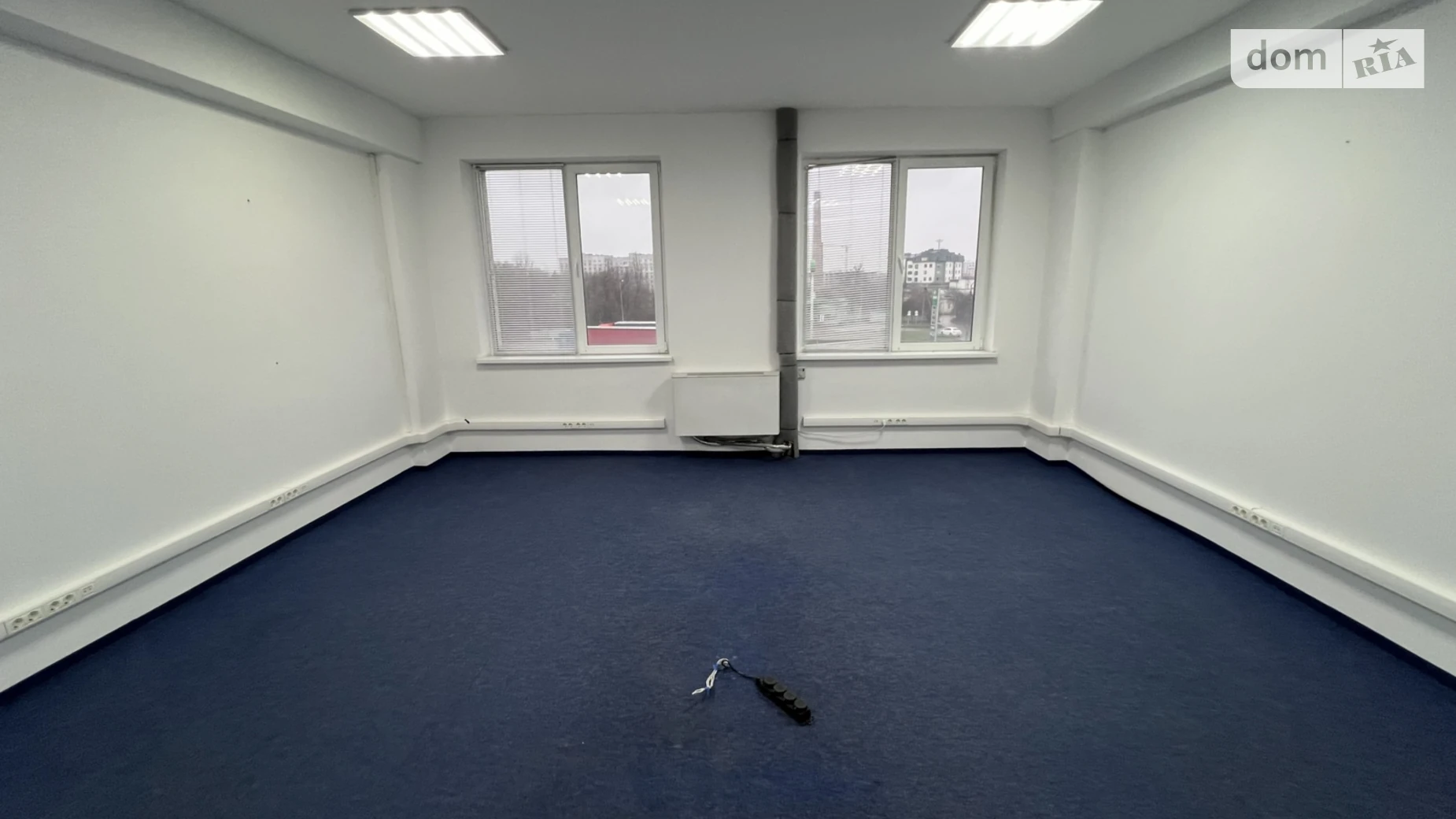 Сдается в аренду офис 74 кв. м в бизнес-центре, цена: 520 $ - фото 3