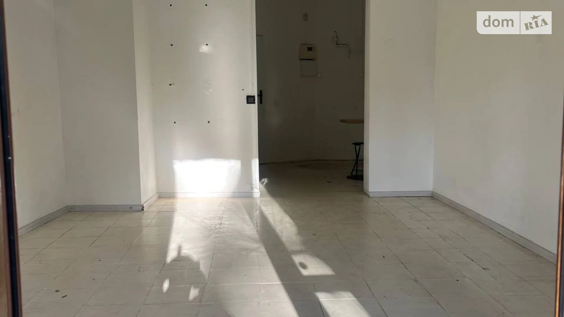 Продается офис 76 кв. м в бизнес-центре, цена: 90000 $ - фото 2