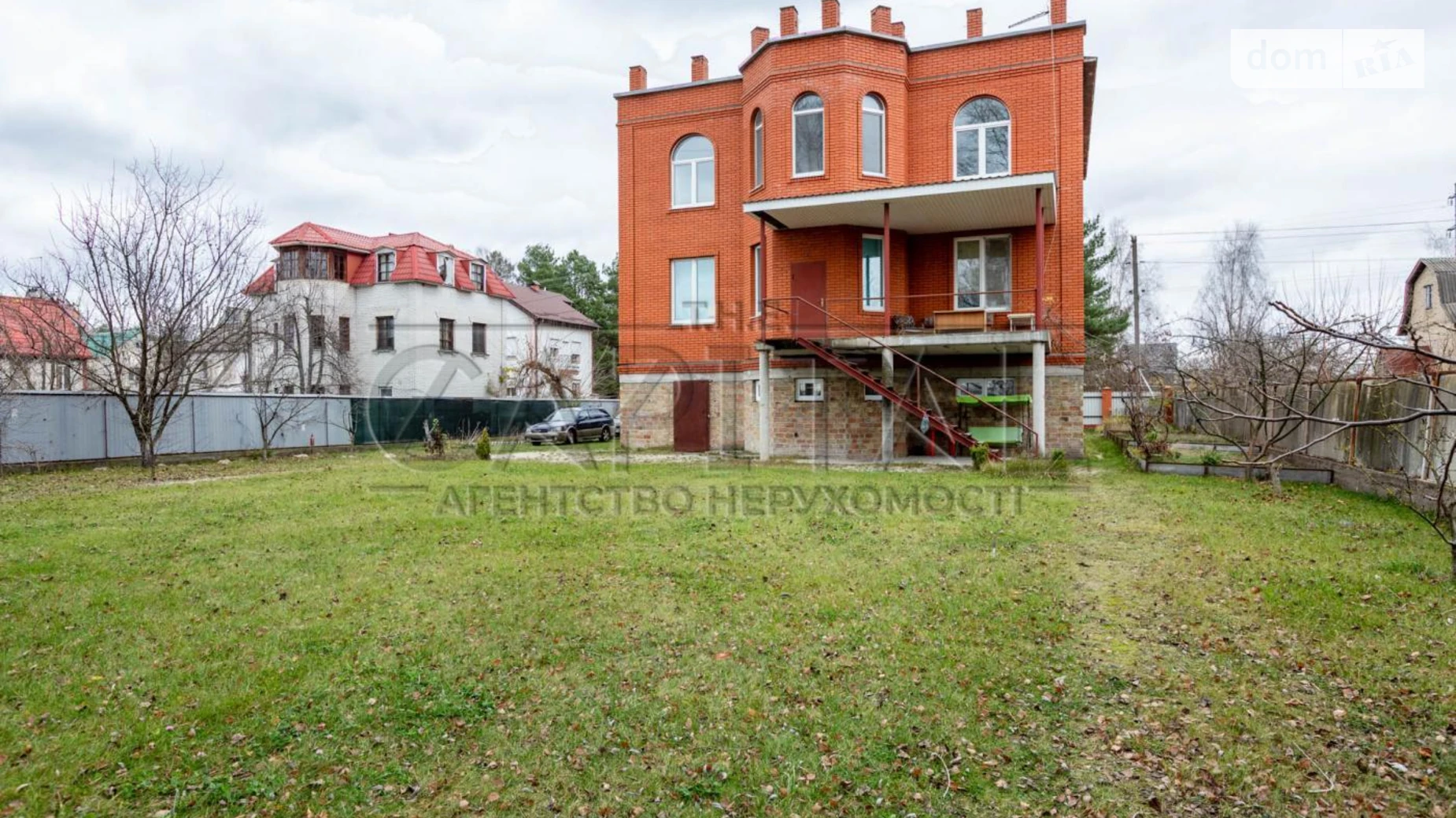 Продается дом на 3 этажа 414 кв. м с балконом, цена: 350000 $ - фото 4