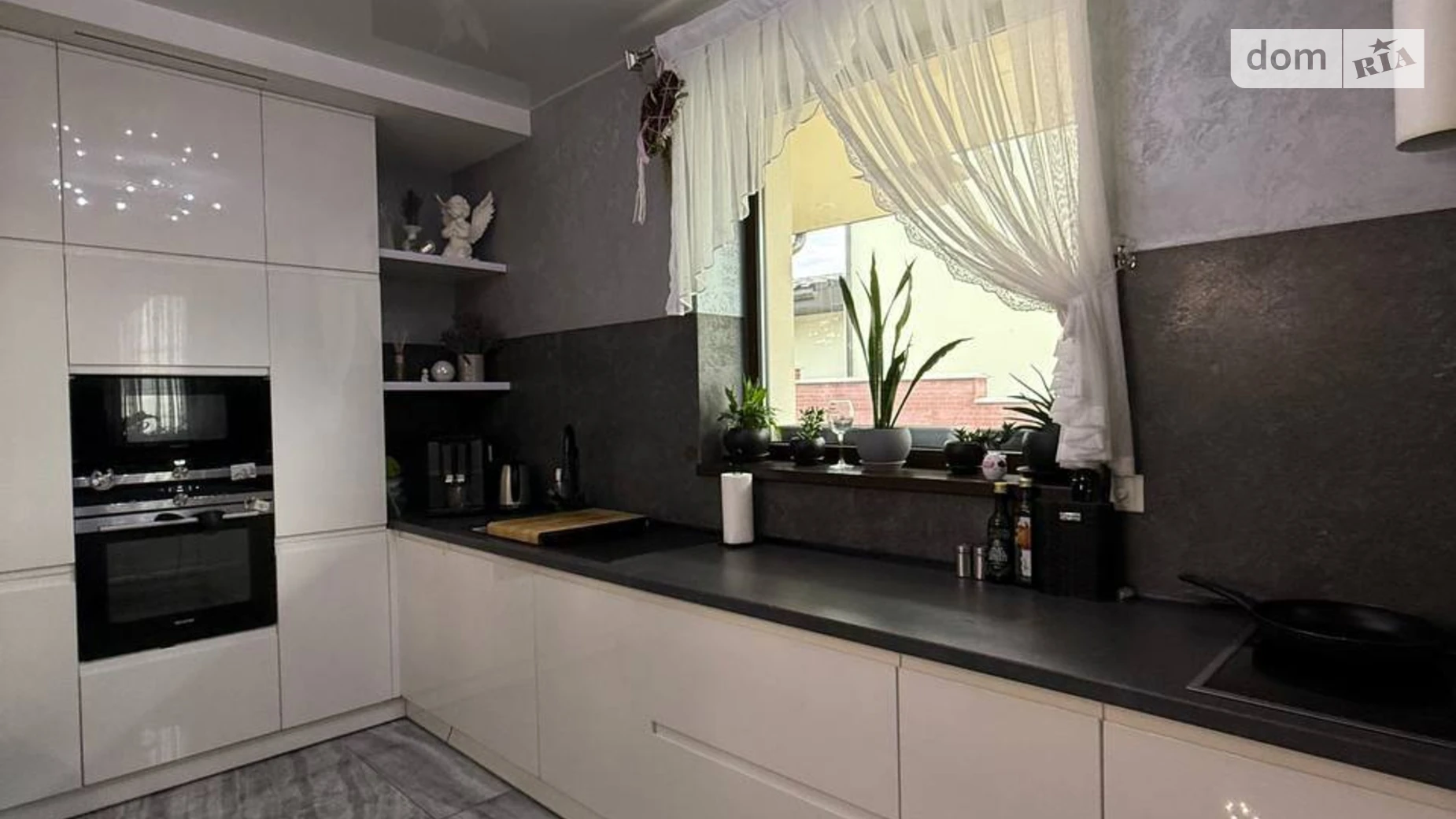 Продается дом на 2 этажа 360 кв. м с террасой, цена: 520000 € - фото 3