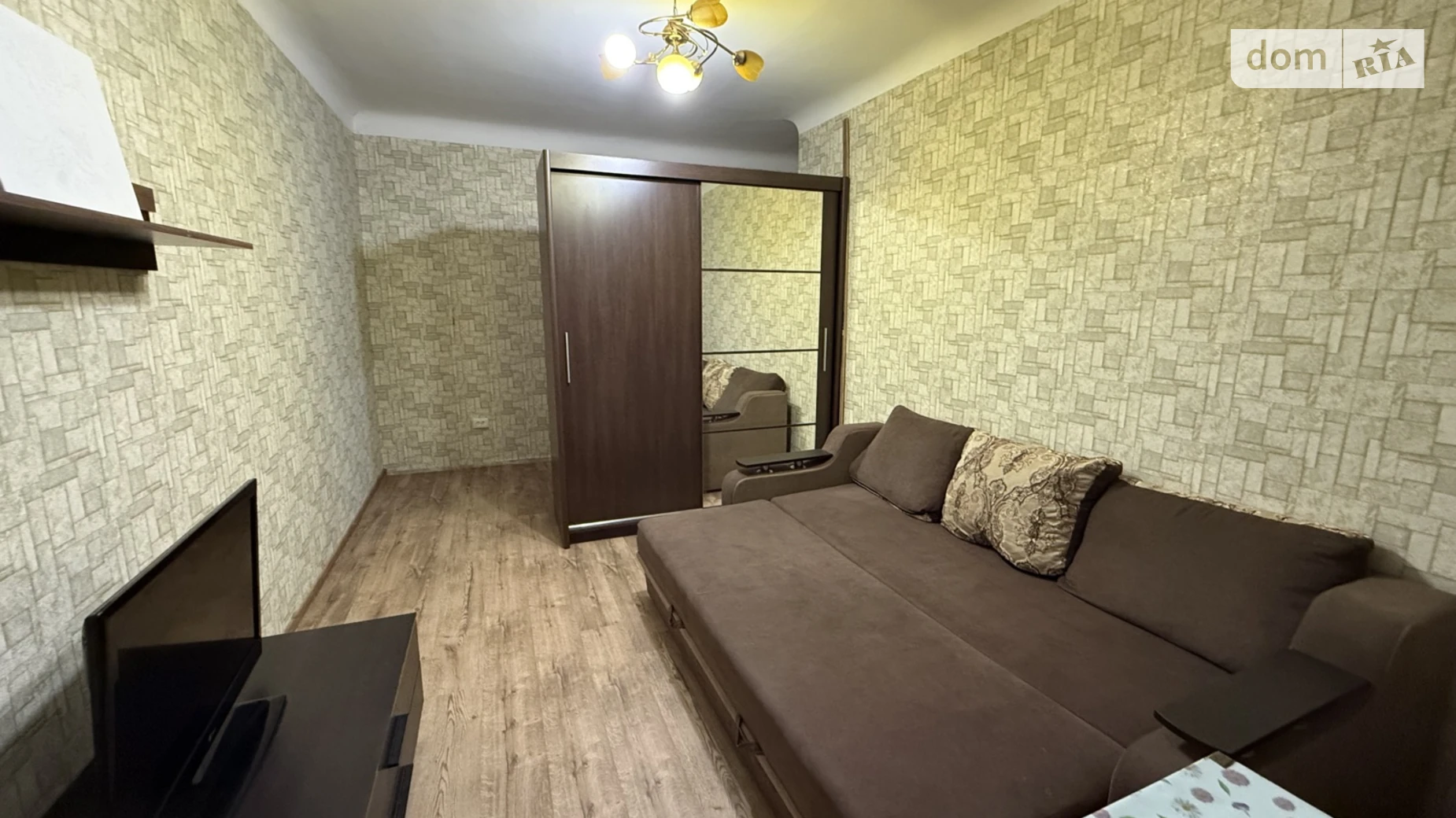 3-комнатная квартира 60 кв. м в Луцке, ул. Чехова, 2 - фото 2