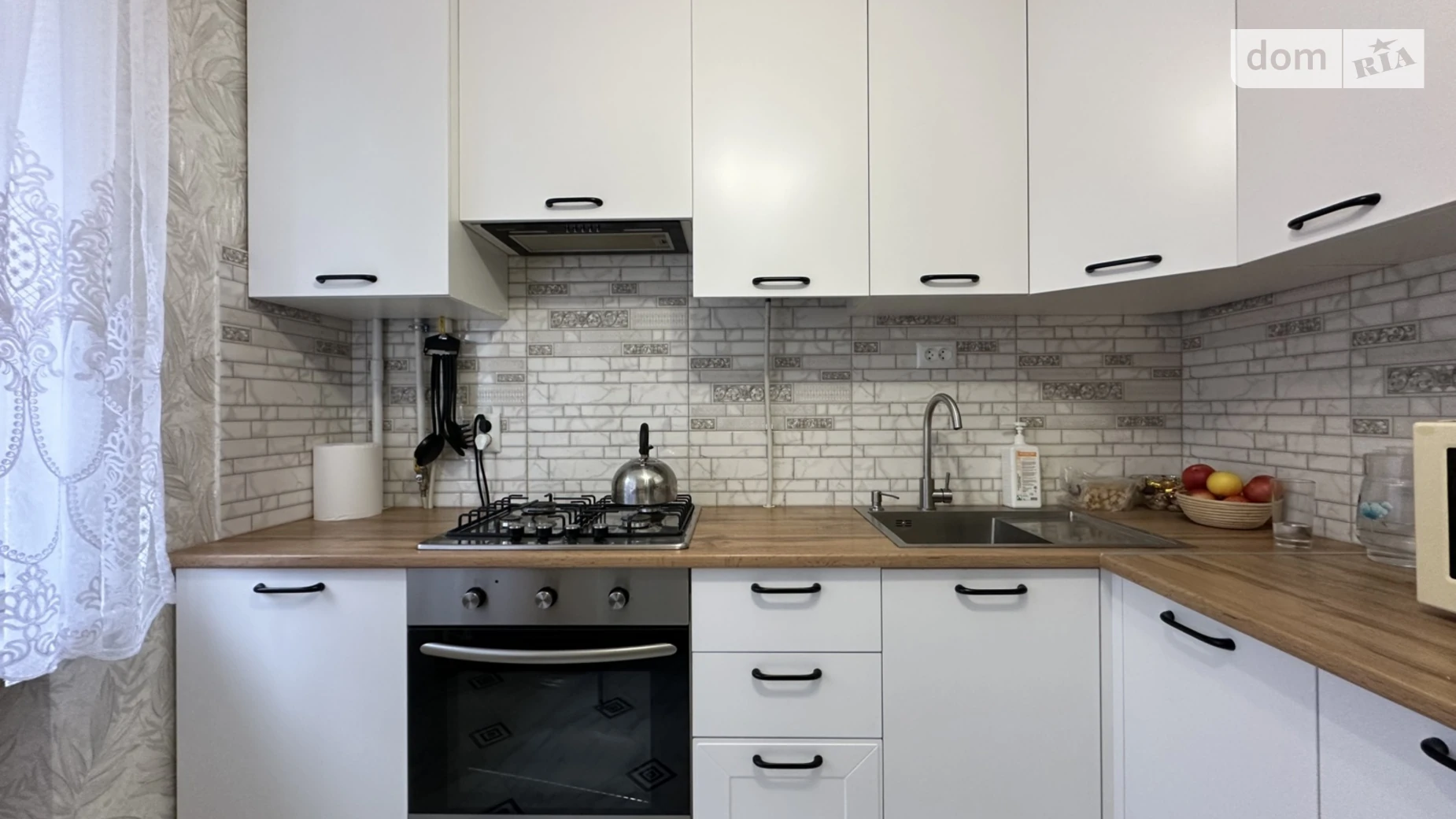 Продается 2-комнатная квартира 50 кв. м в Виннице, ул. Марии Литвиненко-Вольгемут, 54 - фото 2