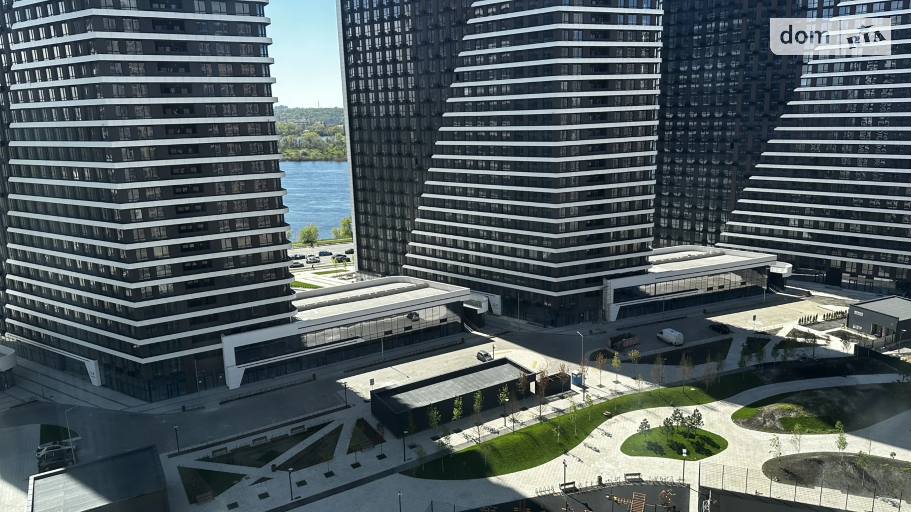 Продается 3-комнатная квартира 81.7 кв. м в Киеве, ул. Причальная, 14 - фото 2