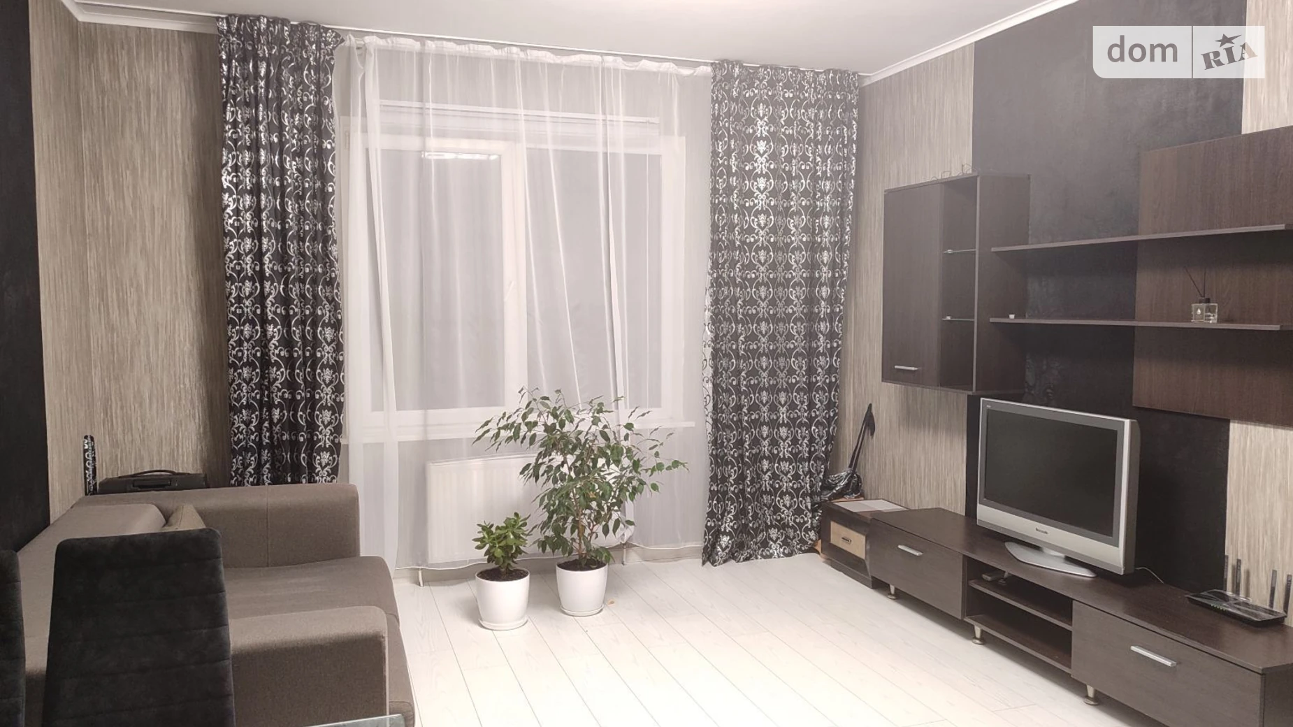 Продается 1-комнатная квартира 45 кв. м в Лиманке, мас. Радужный, 8Б - фото 5