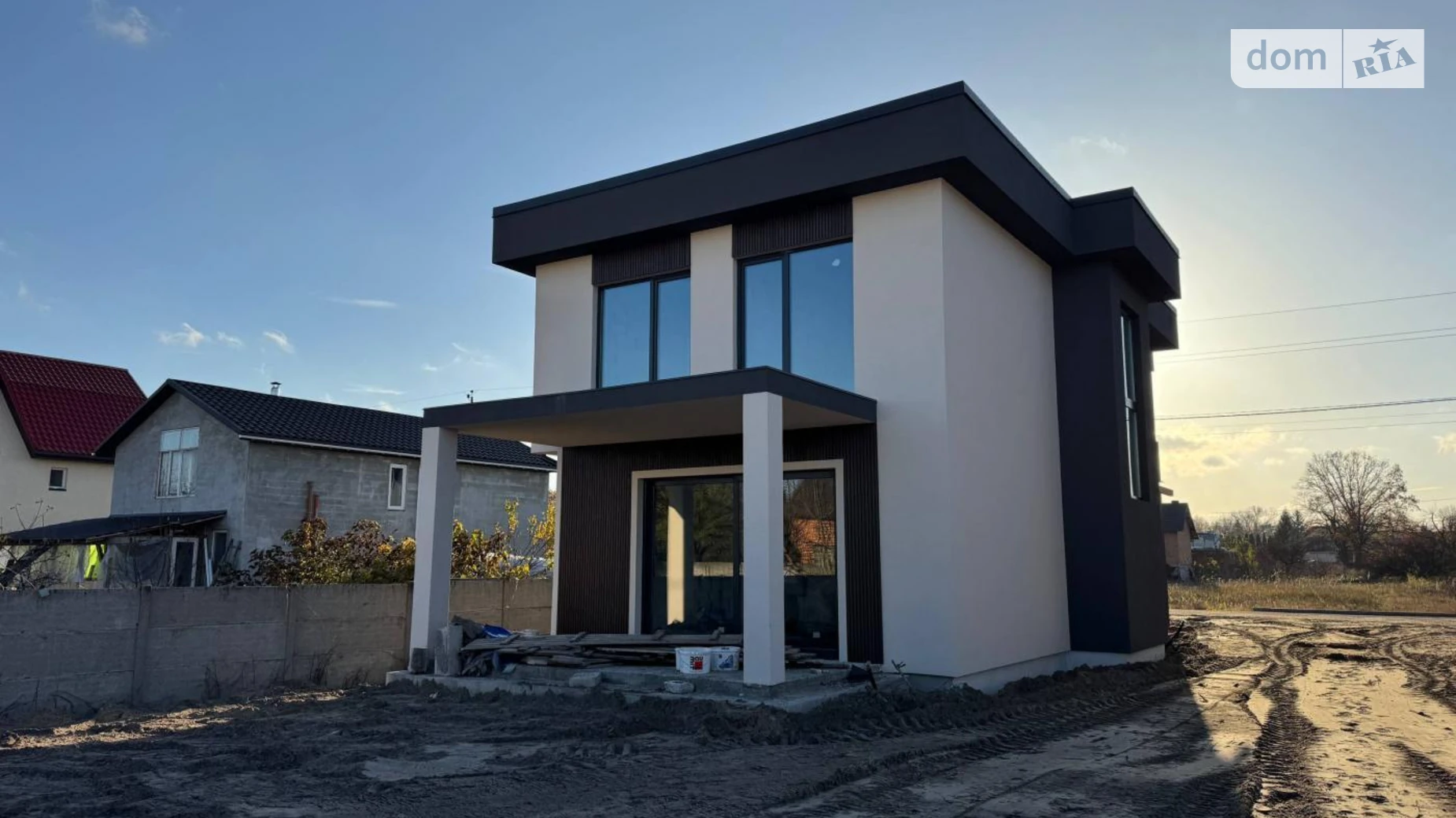 Продается дом на 2 этажа 145 кв. м с садом, цена: 179000 $ - фото 5