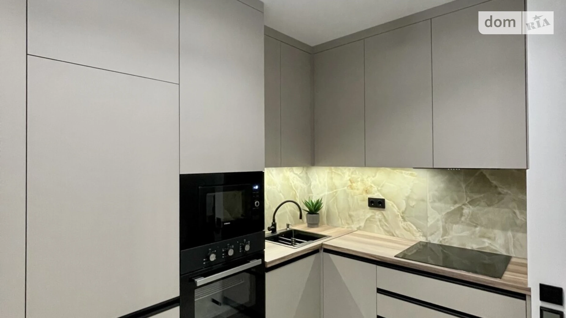 Продается 1-комнатная квартира 44.2 кв. м в Киеве, ул. Александра Олеся, 9А - фото 3