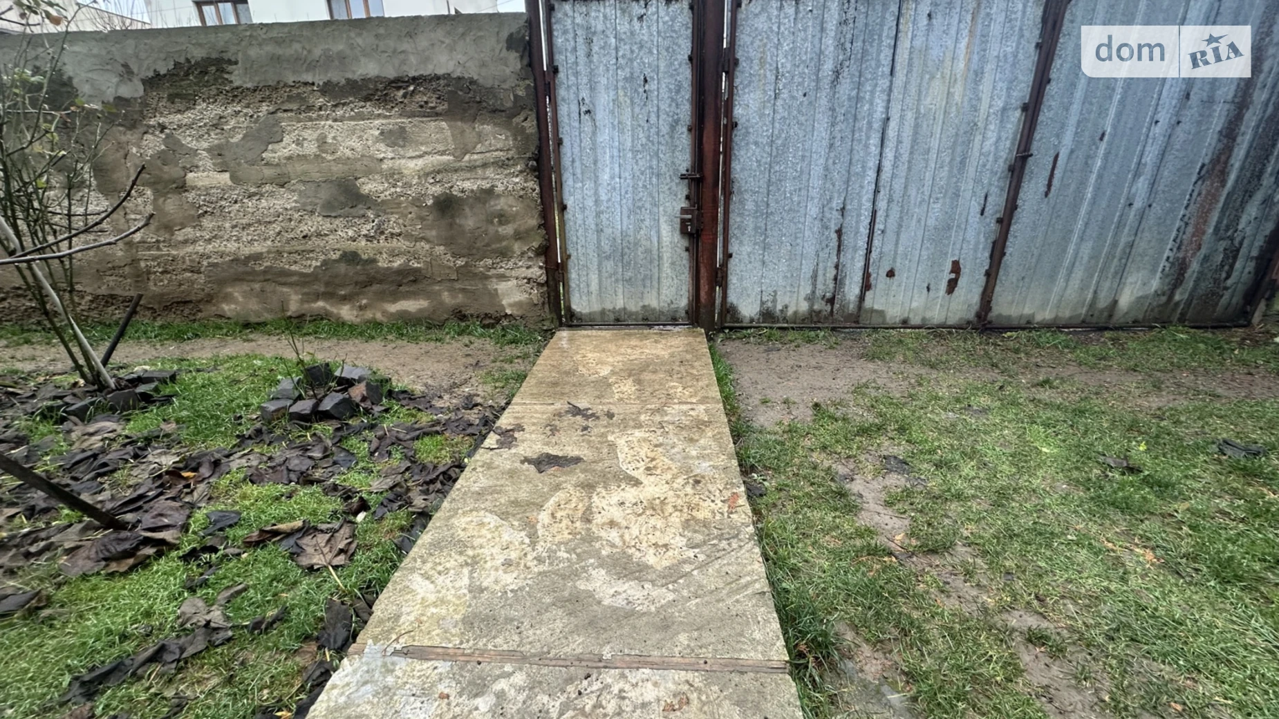 Продается дом на 2 этажа 281 кв. м с бассейном, цена: 105000 $ - фото 2