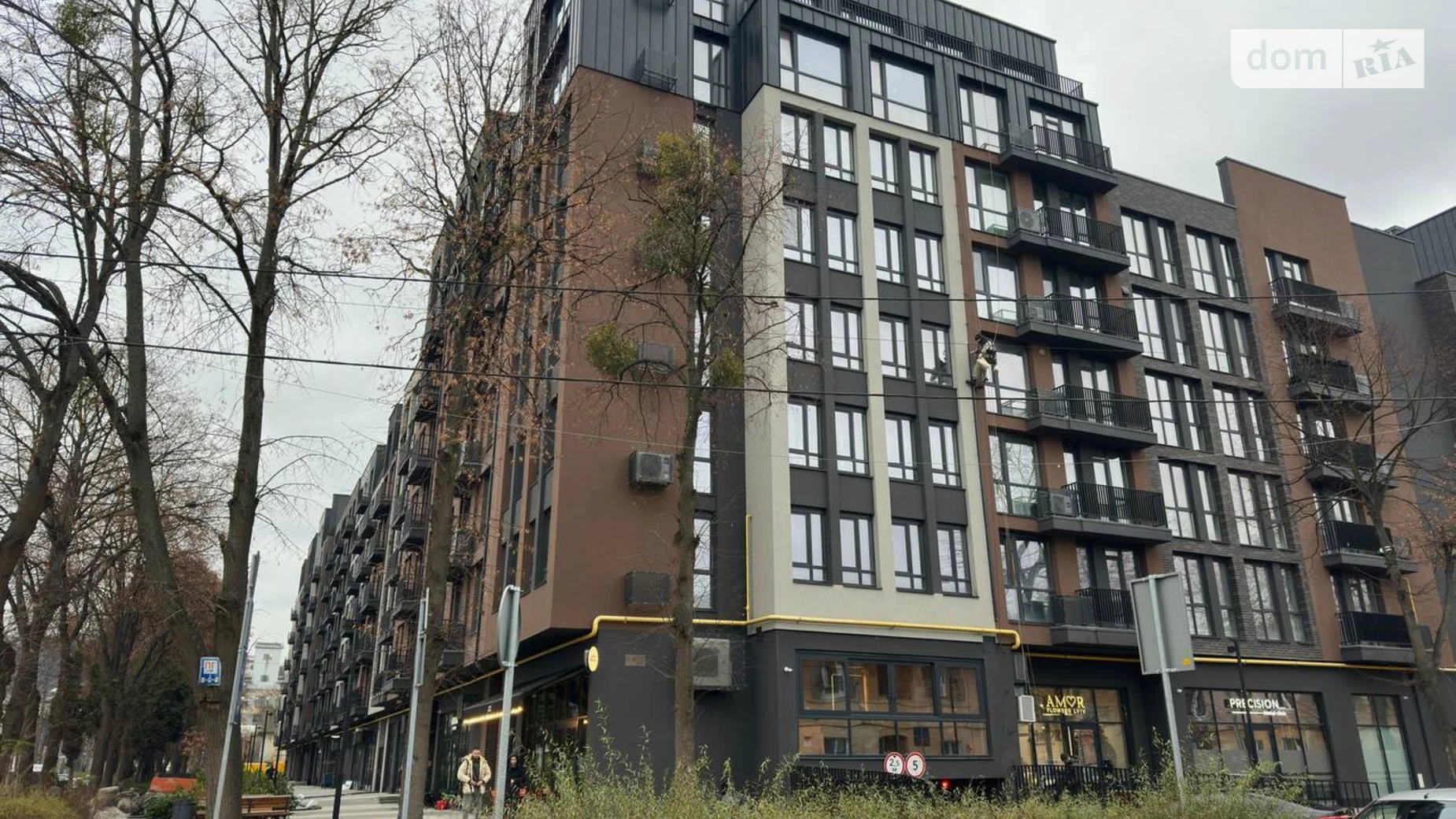 Продается 1-комнатная квартира 49 кв. м в Львове, ул. Замарстиновская, 76 - фото 3