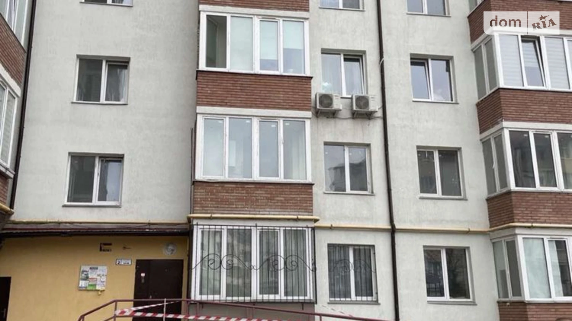 Продается 2-комнатная квартира 68.7 кв. м в Львове, ул. Величковского, 61 - фото 2