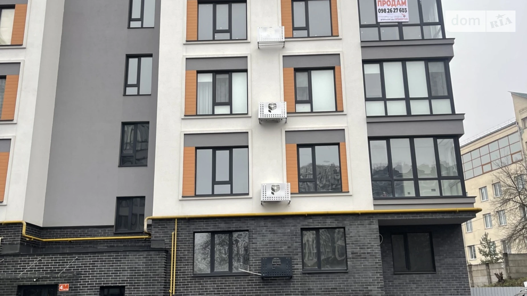 Продается 2-комнатная квартира 67 кв. м в Виннице, ул. Ивана Богуна, 27В - фото 2