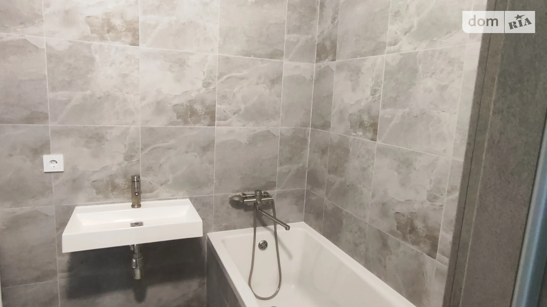 Продается дом на 2 этажа 50 кв. м с камином, цена: 68000 $ - фото 3