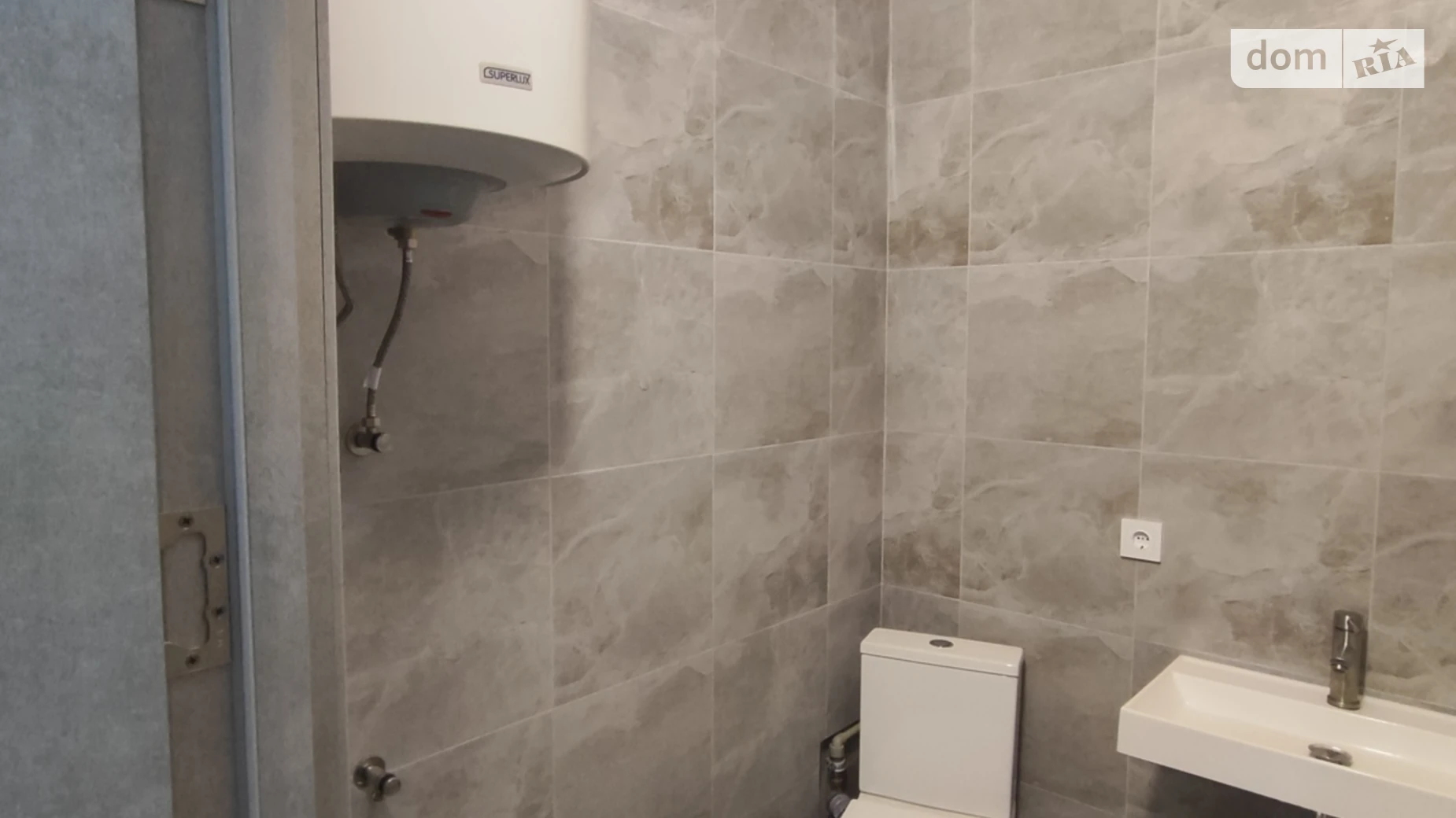 Продается дом на 2 этажа 50 кв. м с камином, цена: 68000 $ - фото 4