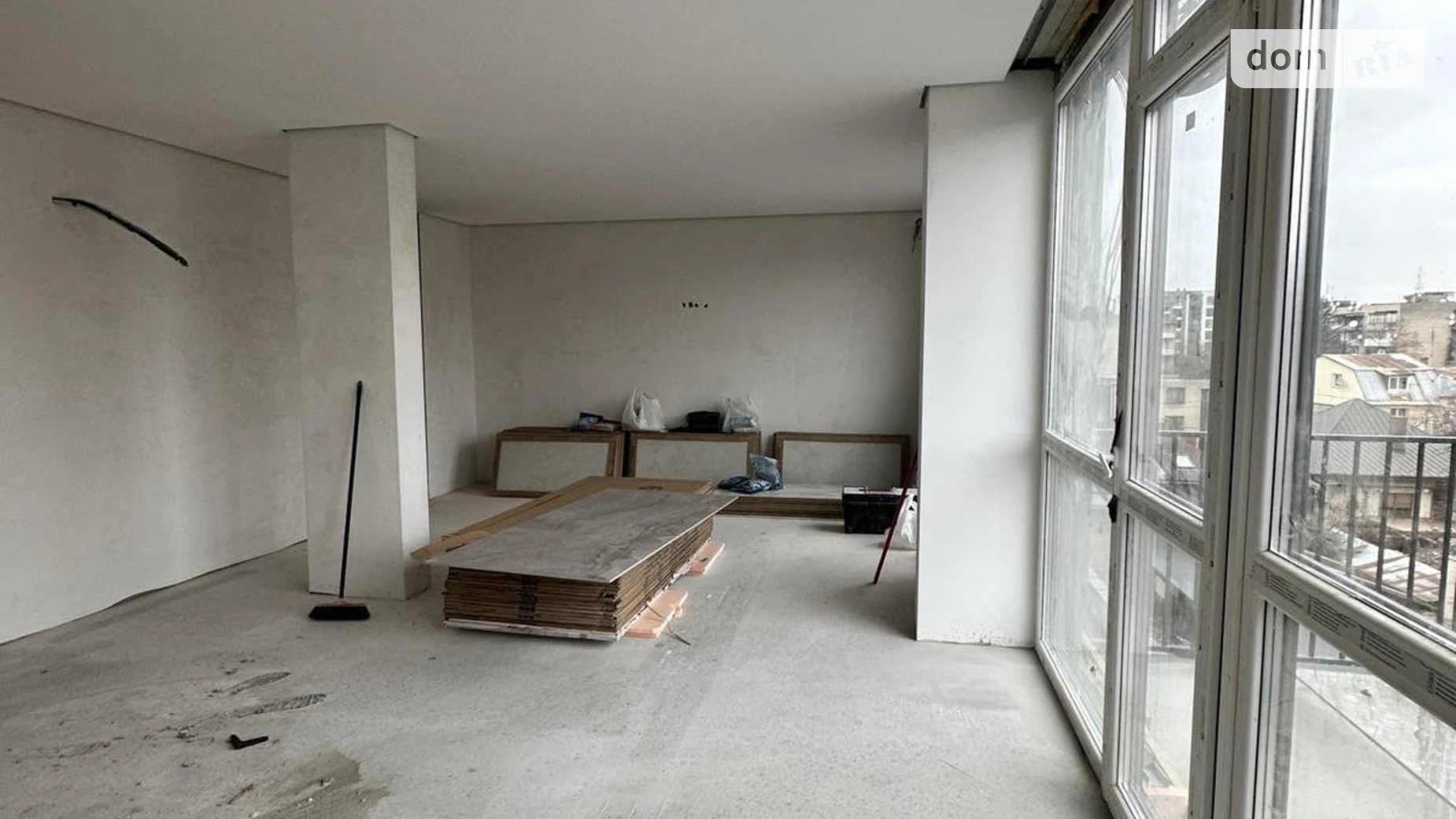 Продается 3-комнатная квартира 132 кв. м в Ужгороде, ул. Собранецкая, 100 - фото 3