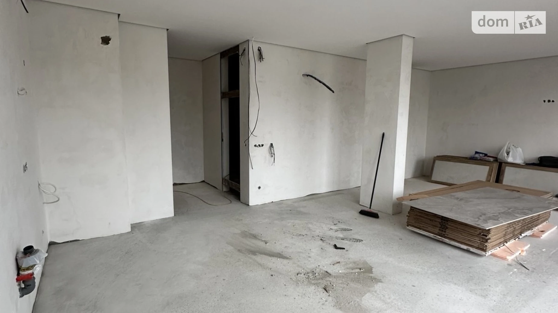 Продается 3-комнатная квартира 132 кв. м в Ужгороде, ул. Собранецкая, 100 - фото 4