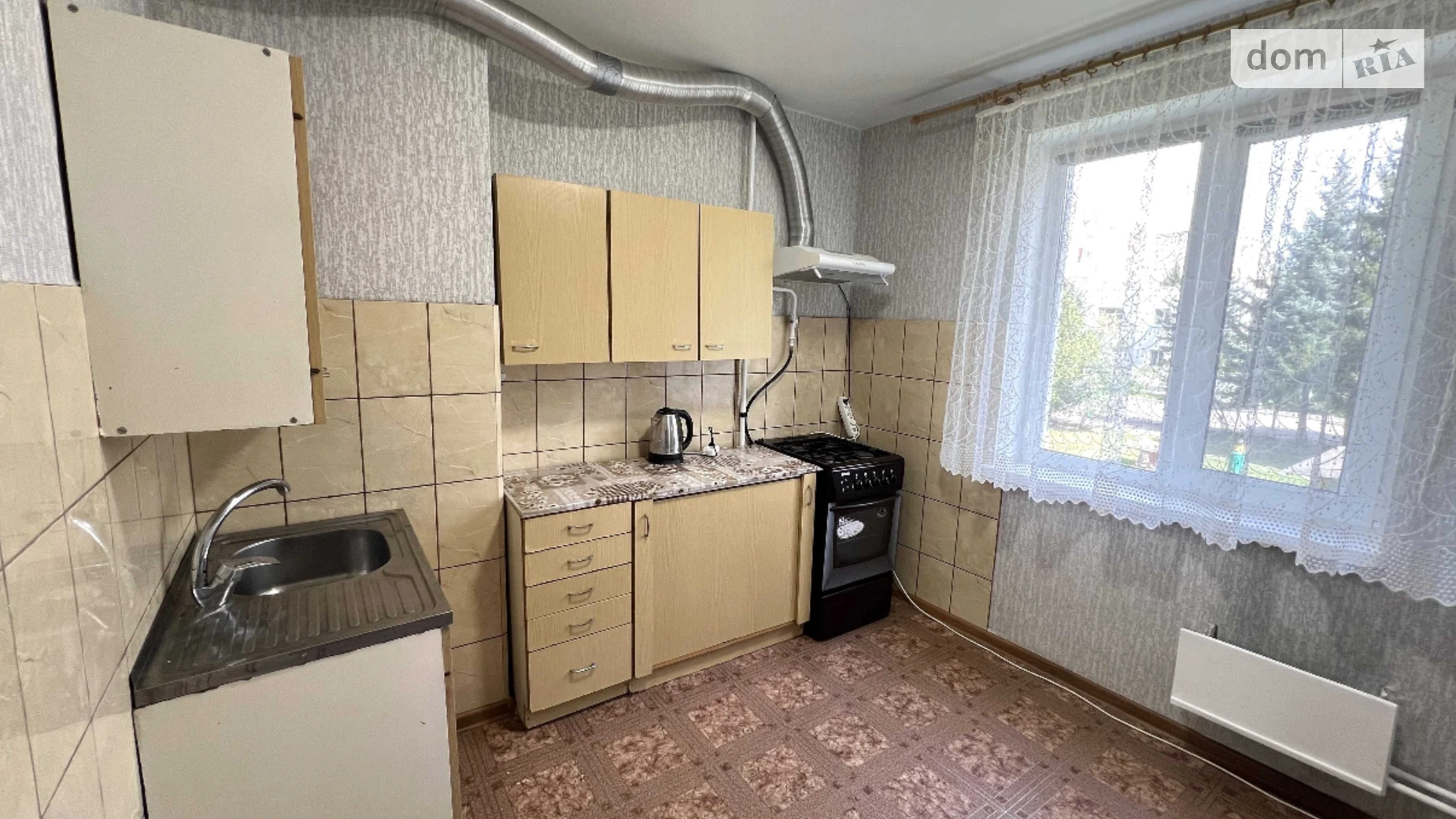 1-комнатная квартира 39 кв. м в Луцке, ул. Конякина, 9А - фото 3