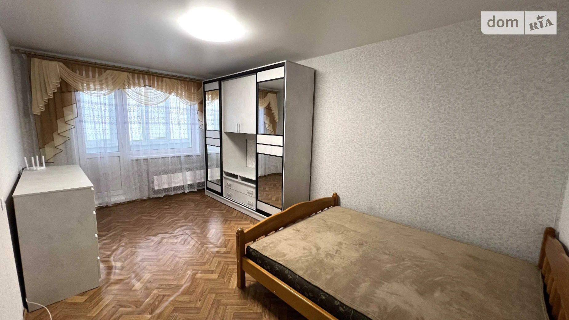 1-комнатная квартира 39 кв. м в Луцке, ул. Конякина, 9А - фото 2