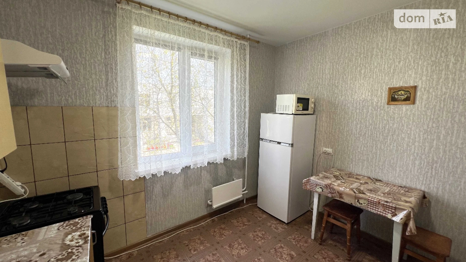 1-комнатная квартира 39 кв. м в Луцке, ул. Конякина, 9А - фото 4