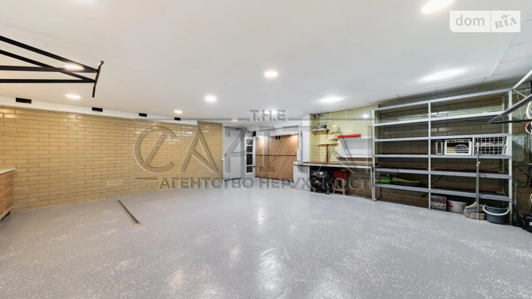 Сдается в аренду дом на 3 этажа 300.6 кв. м с баней/сауной, цена: 6000 $ - фото 4