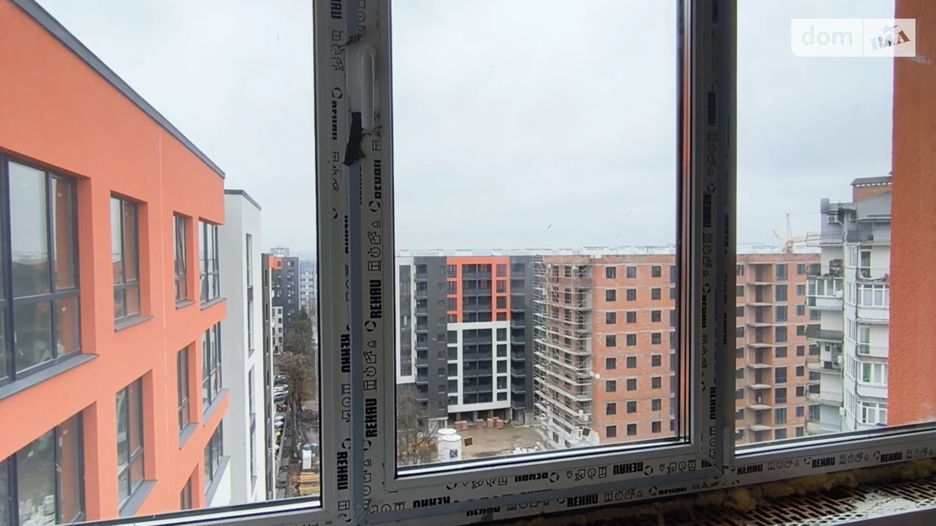 Продается 1-комнатная квартира 43.6 кв. м в Ивано-Франковске, цена: 42800 $ - фото 4