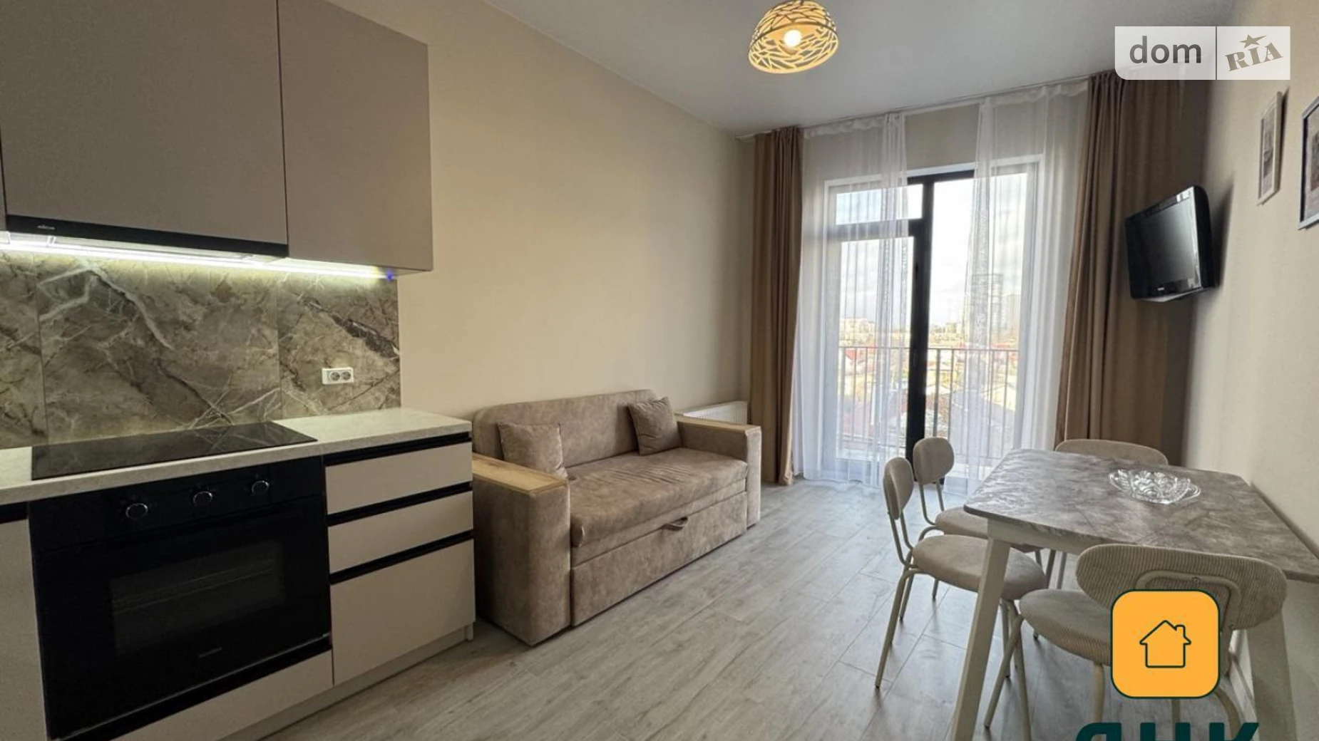 Продається 1-кімнатна квартира 46 кв. м у Одесі, вул. Чубаївська, 1 - фото 2