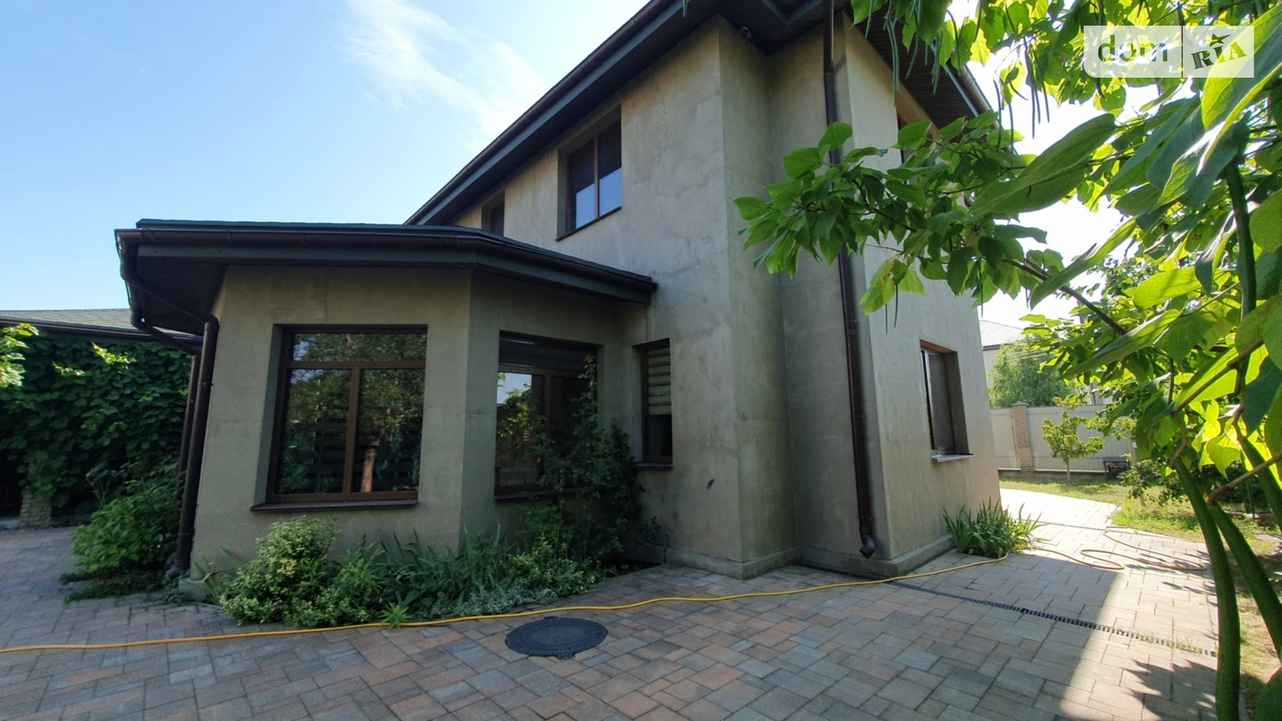 Продается дом на 2 этажа 187 кв. м с верандой, цена: 198990 $ - фото 2